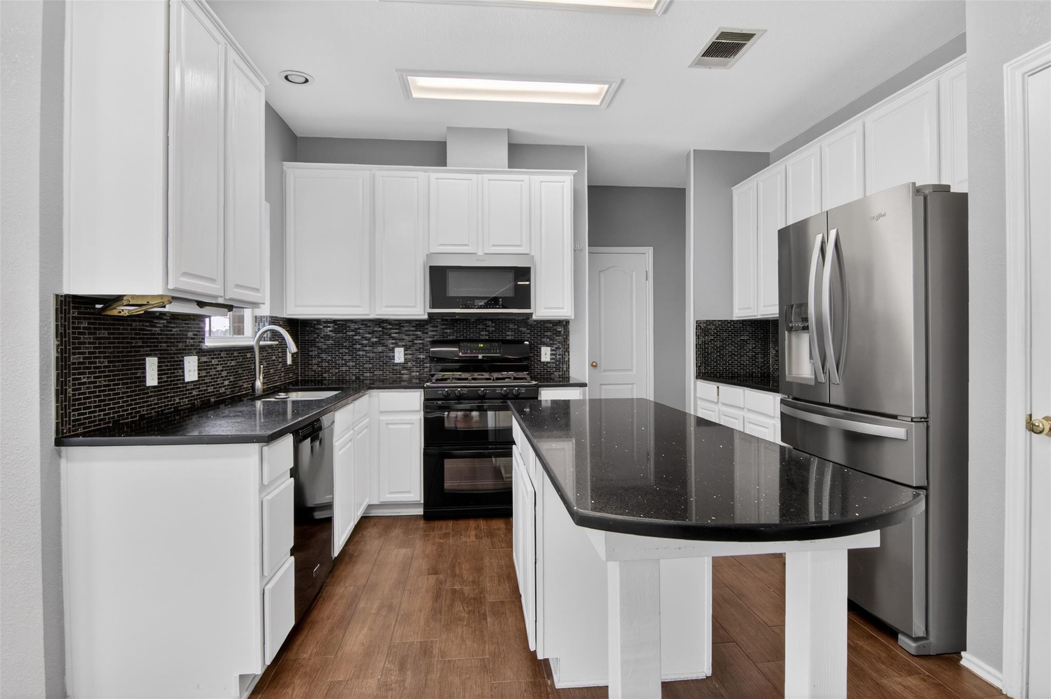 1333 Nightingale Dr, Cedar Park, TX 78613