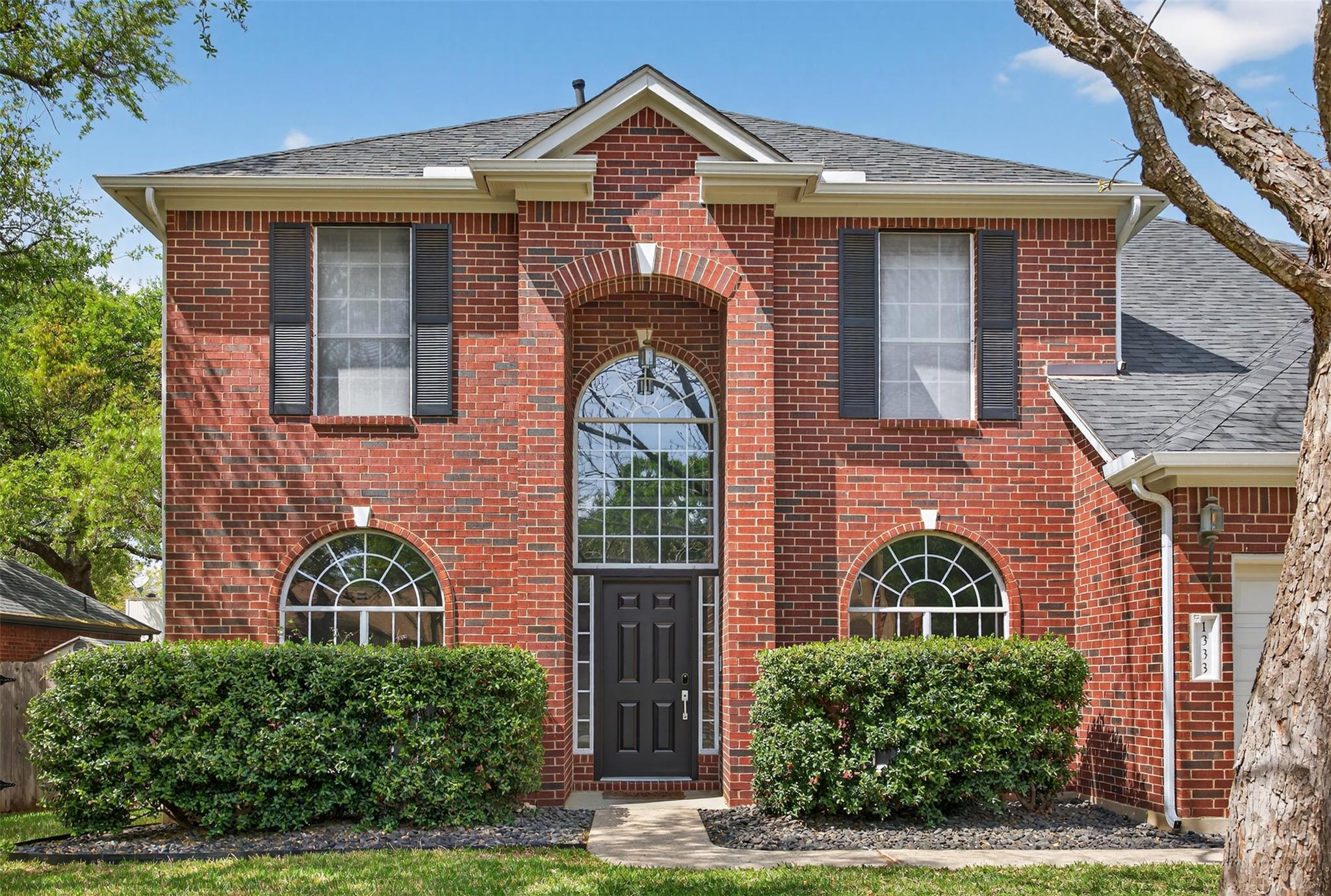 1333 Nightingale Dr, Cedar Park, TX 78613