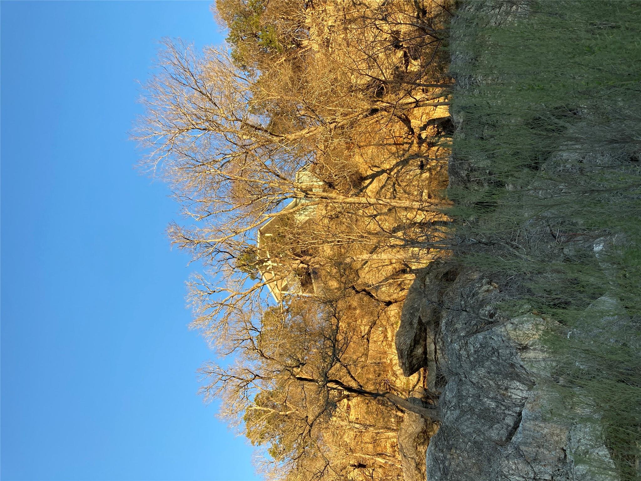 550 Cliffside Rd, Wimberley, TX 78676