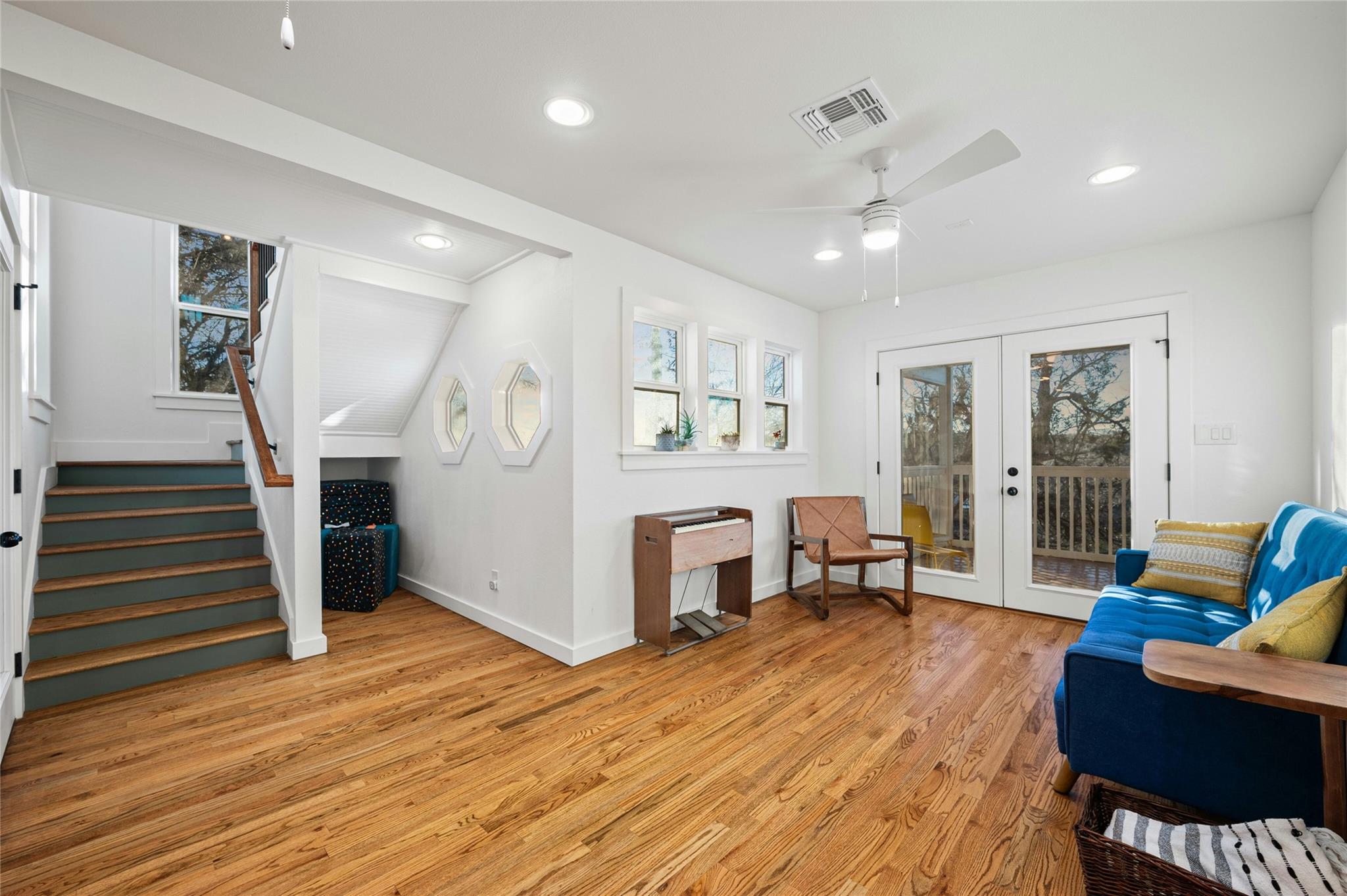 550 Cliffside Rd, Wimberley, TX 78676