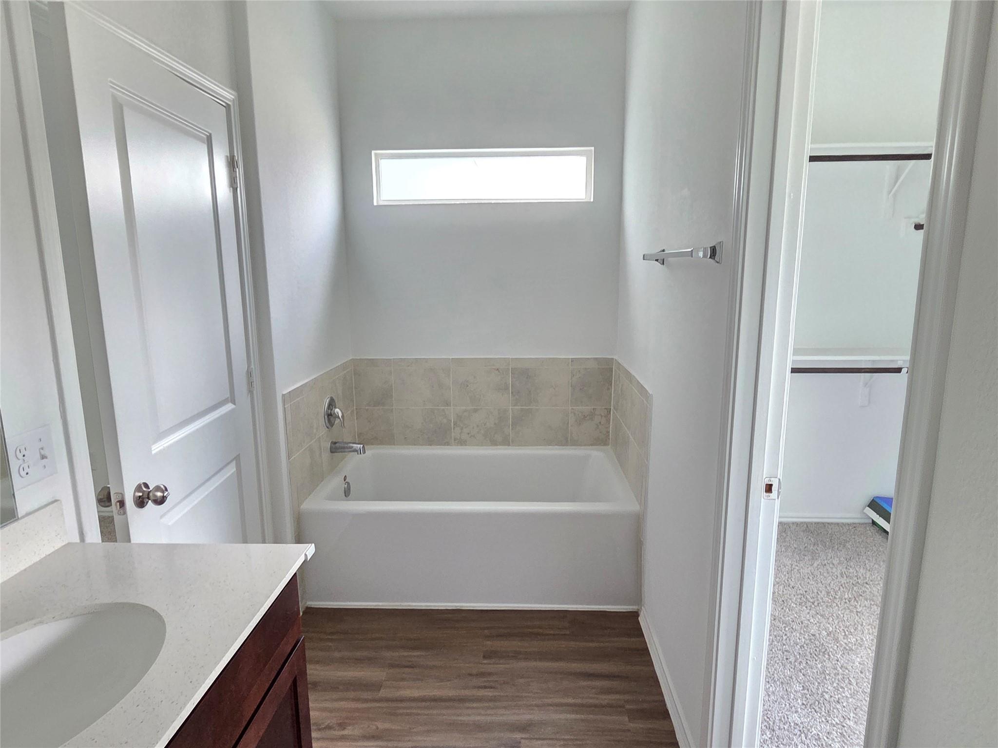 1329 Weatherford Ln, Leander, TX 78641