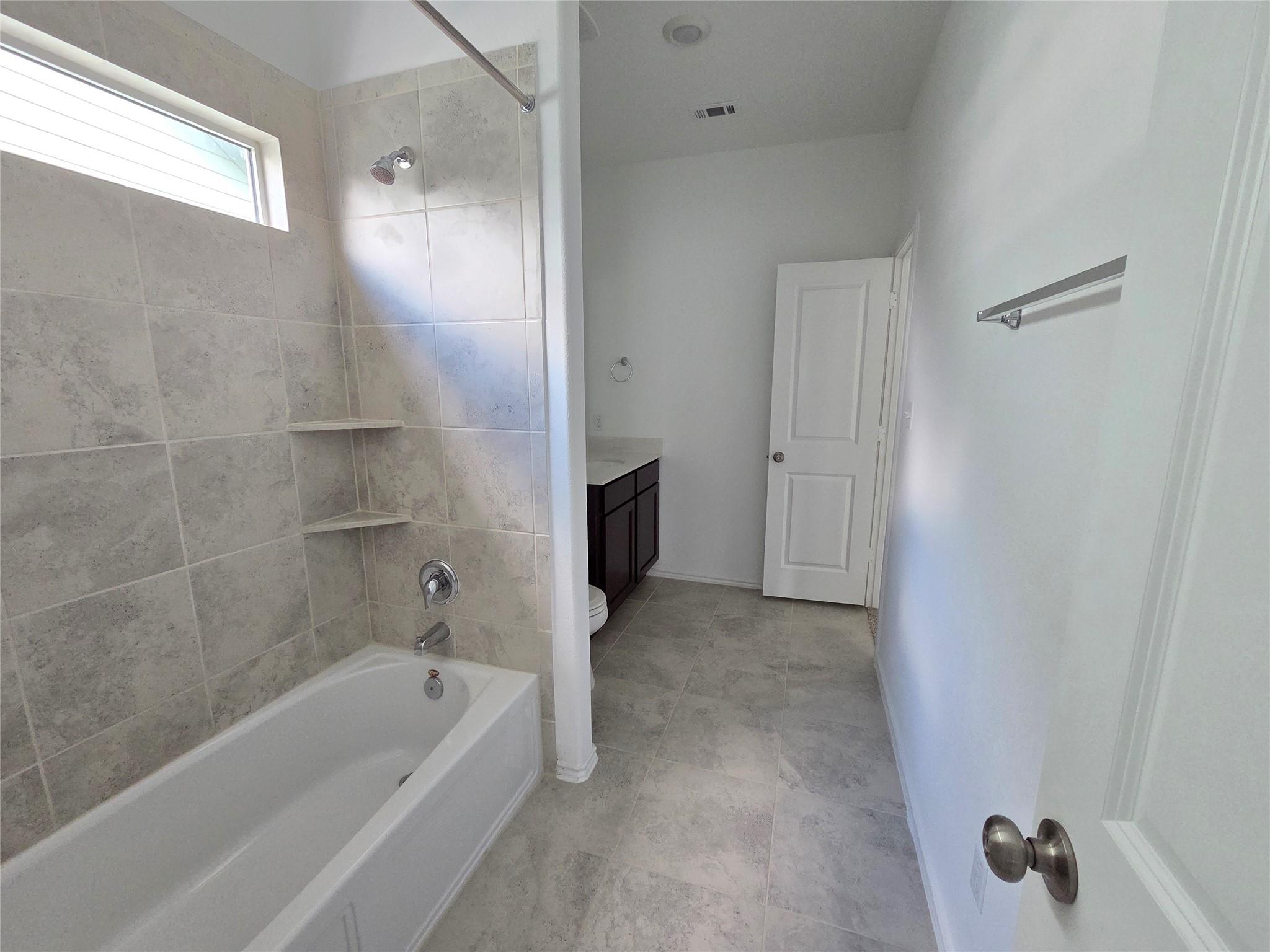 1329 Weatherford Ln, Leander, TX 78641