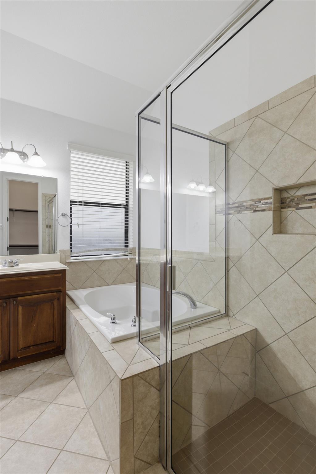 449 Cascada Ln, Round Rock, TX 78681