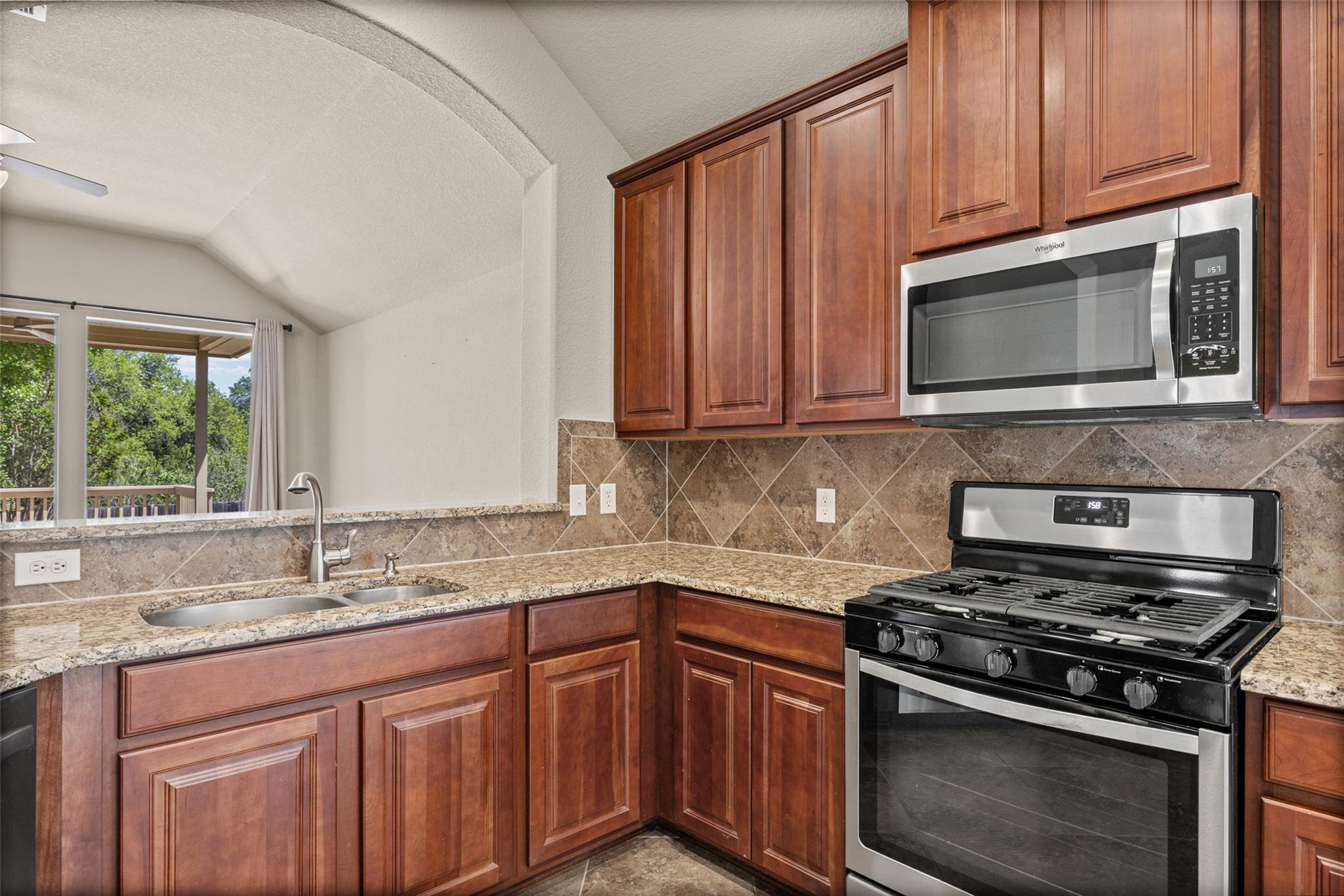 747 Westbury Ln, Georgetown, TX 78633