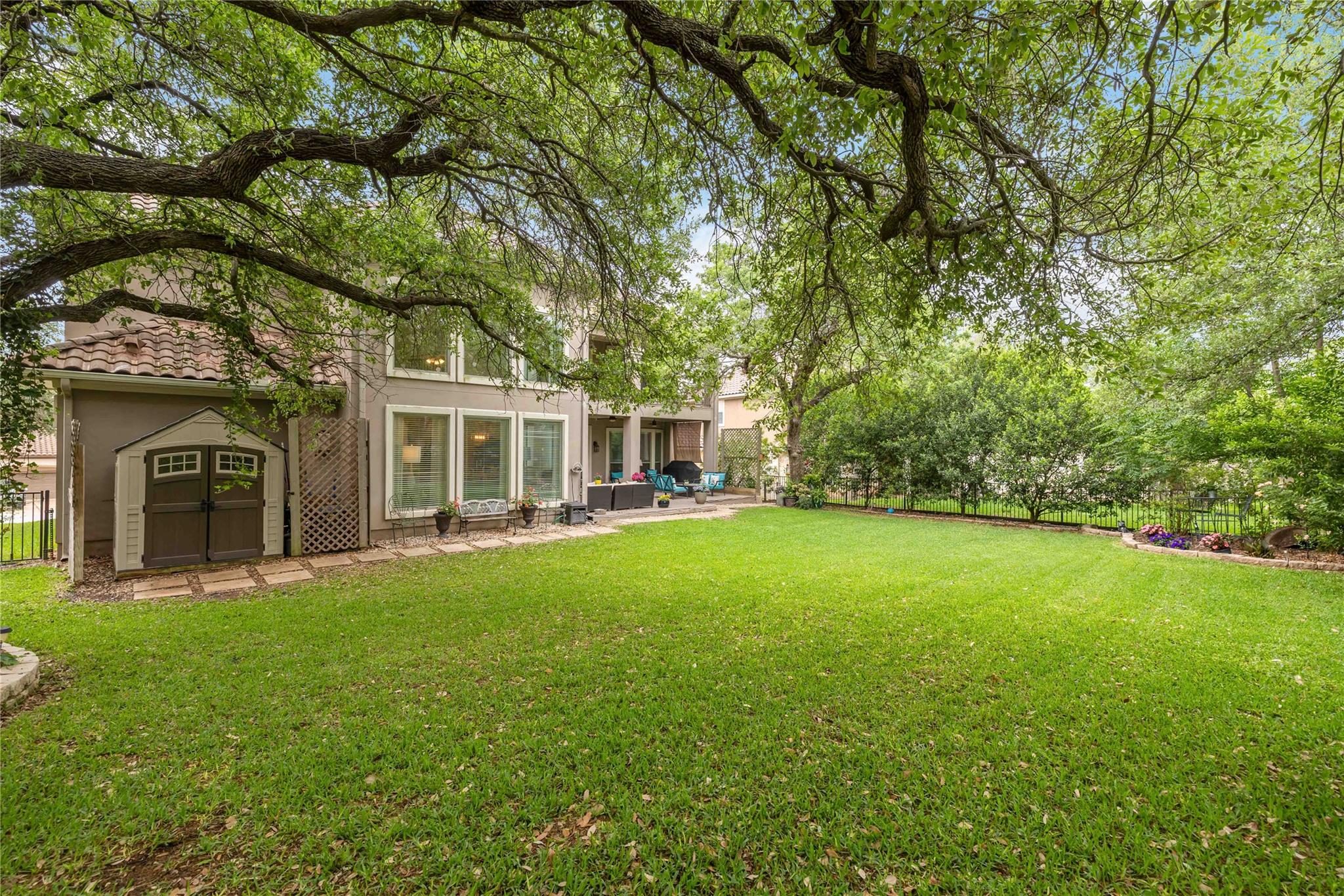 15200 Spillman Ranch Loop, Austin, TX 78738
