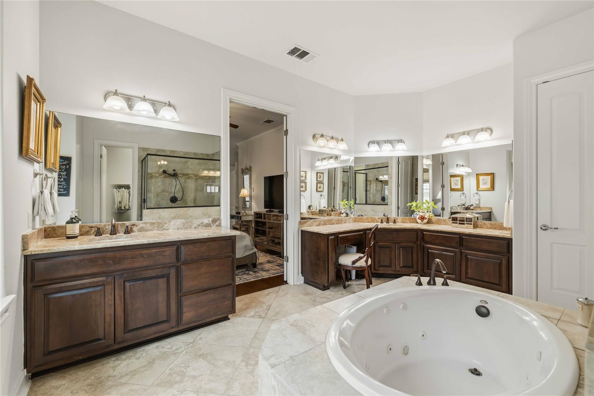 15200 Spillman Ranch Loop, Austin, TX 78738