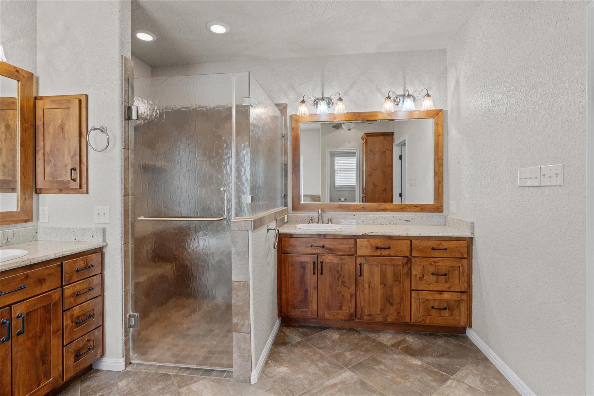 1167 County Road 427, Thrall, TX 76578