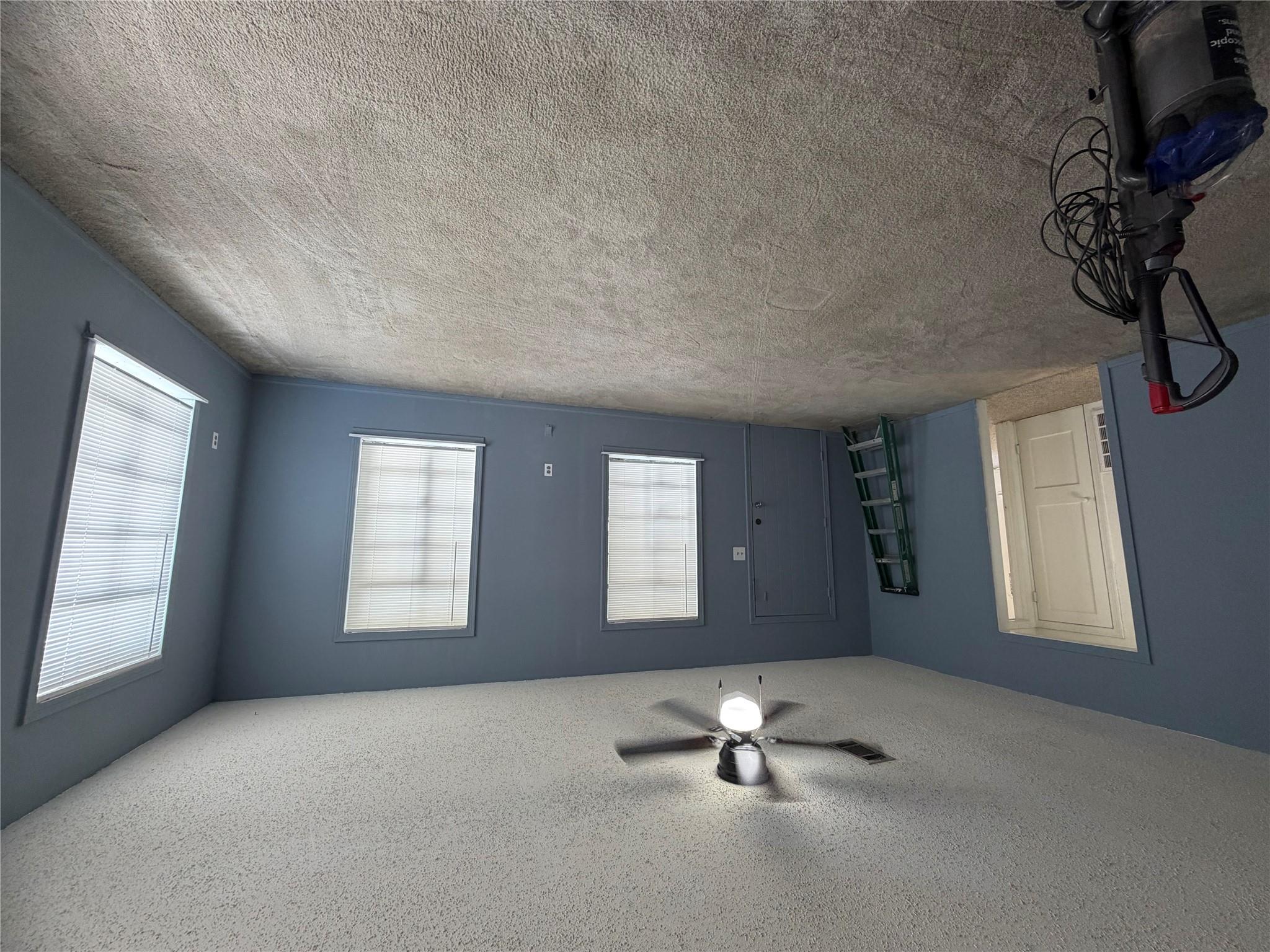 511 Bowser St, Rockdale, TX 76567