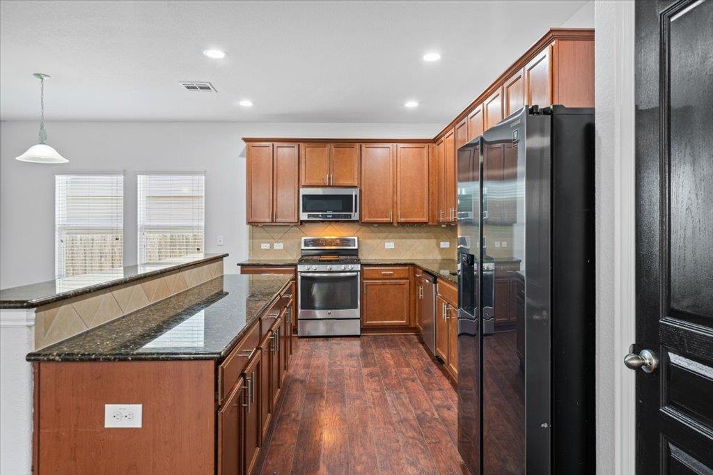 312 Waterloo Dr, Kyle, TX 78640