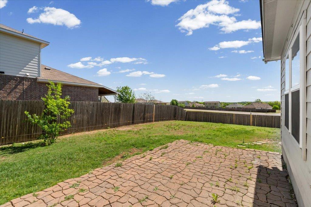 312 Waterloo Dr, Kyle, TX 78640