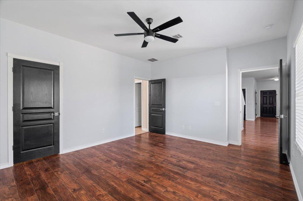 312 Waterloo Dr, Kyle, TX 78640