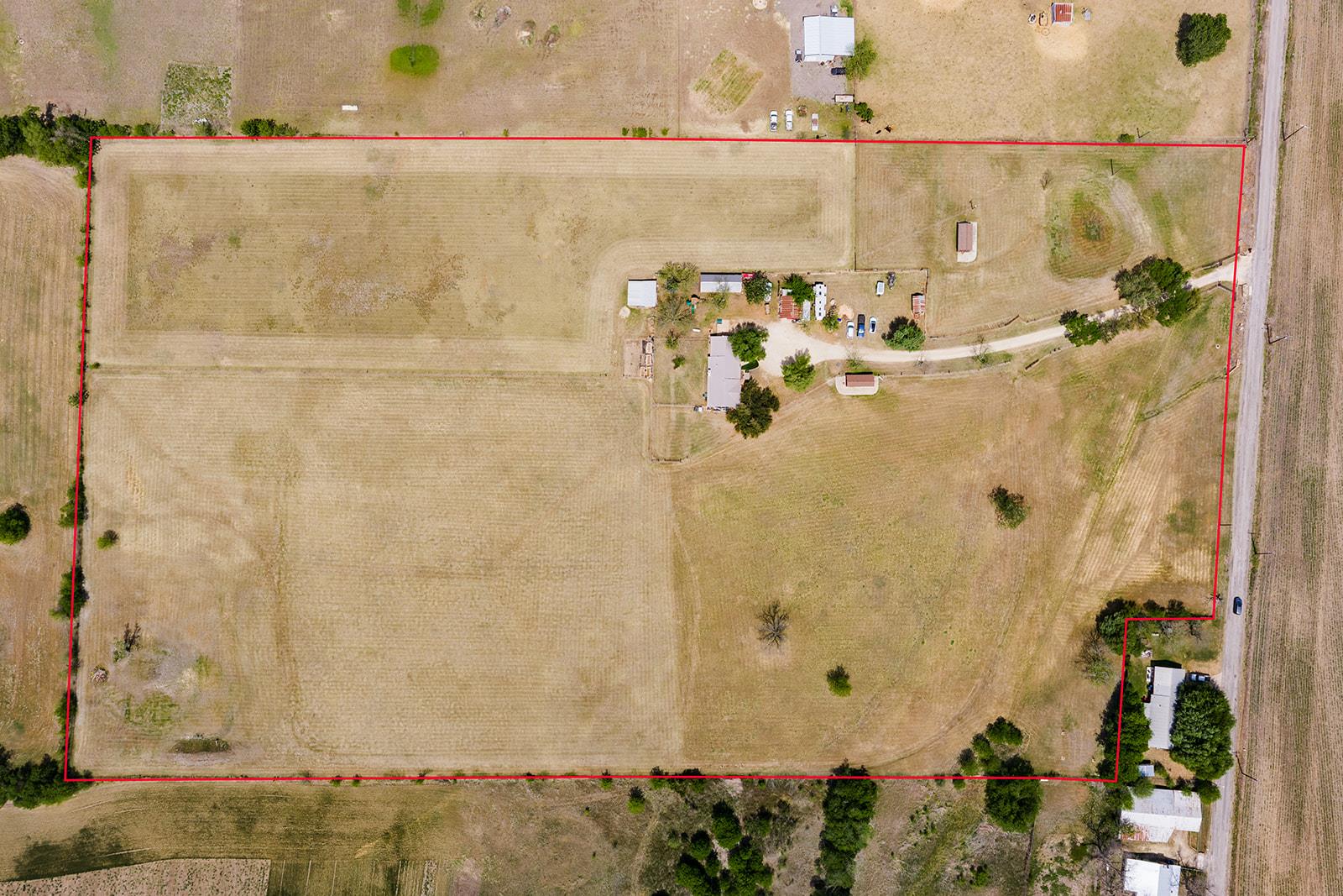 1001 Gravel Pit Rd, Taylor, TX 76574