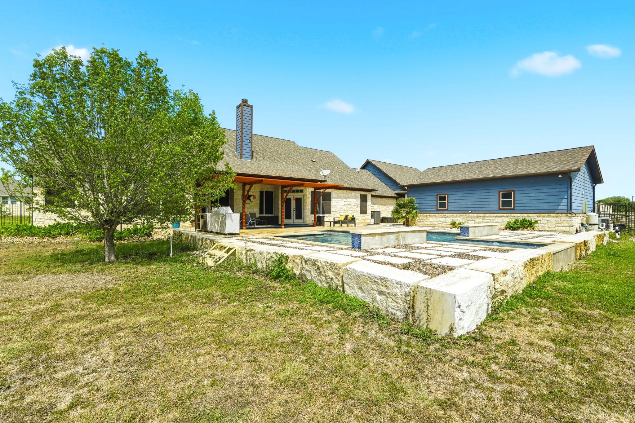 21007 Hodde Ln, Pflugerville, TX 78660