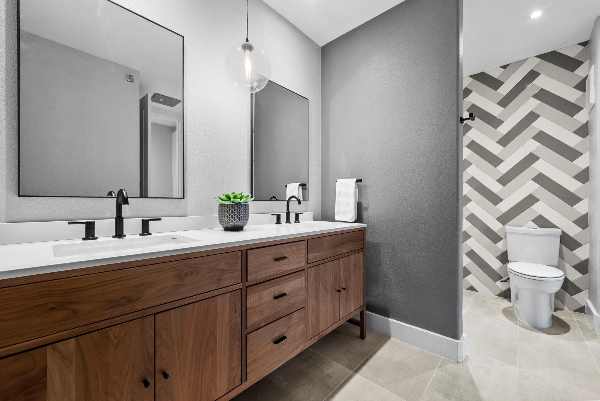 2216 Thornton Rd # 431, Austin, TX 78704