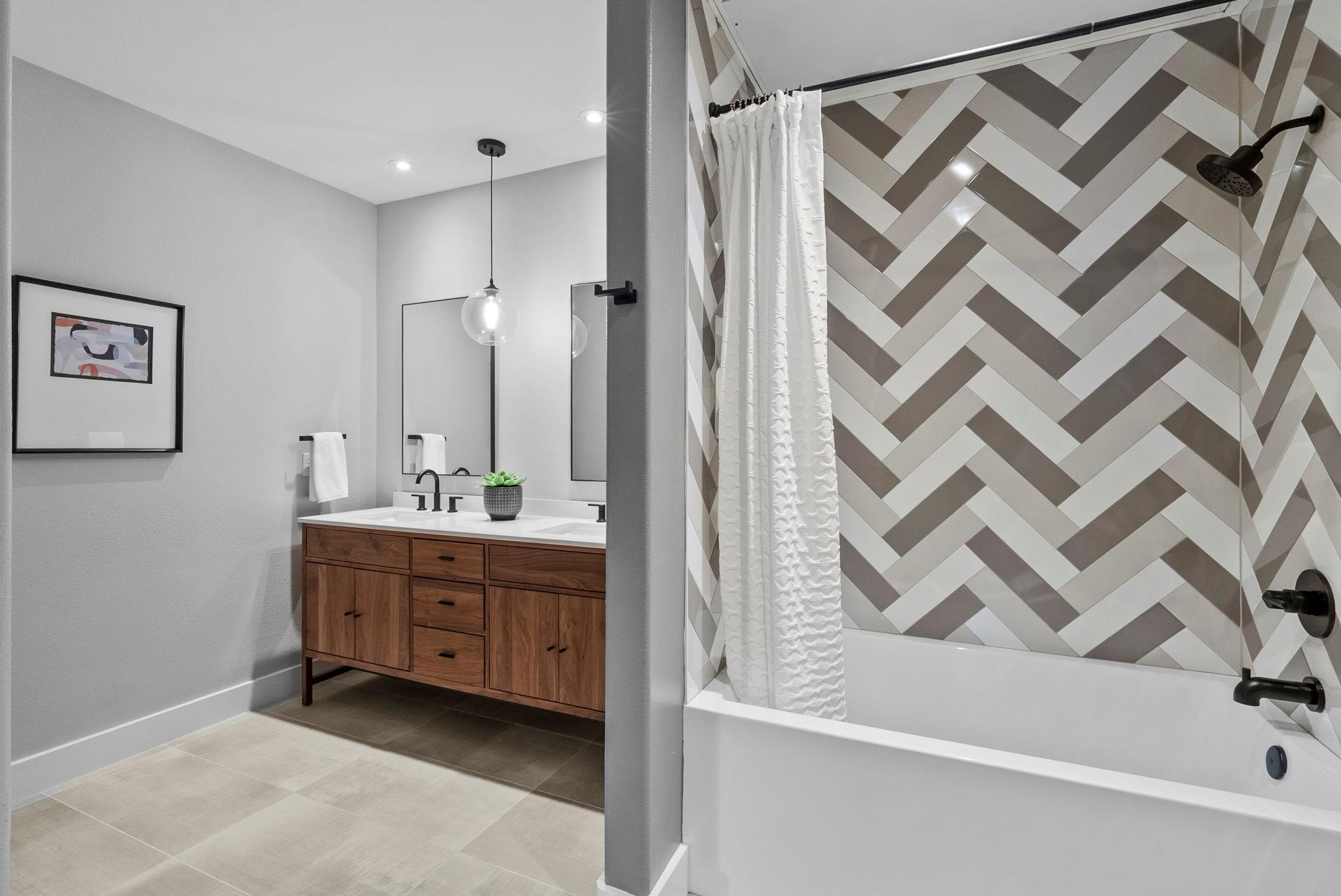 2216 Thornton Rd # 431, Austin, TX 78704