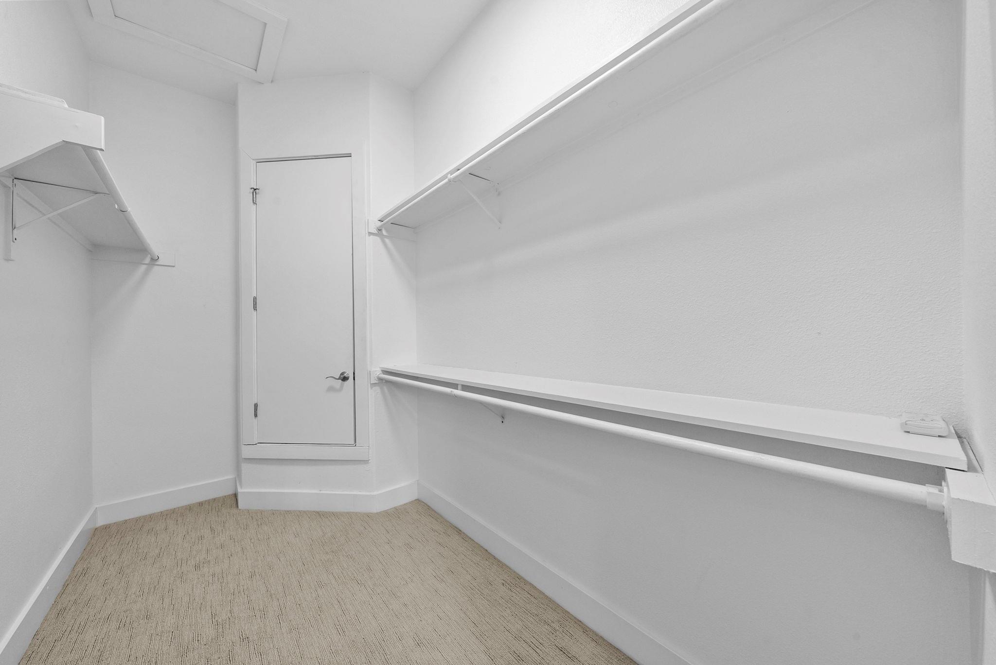 2216 Thornton Rd # 431, Austin, TX 78704