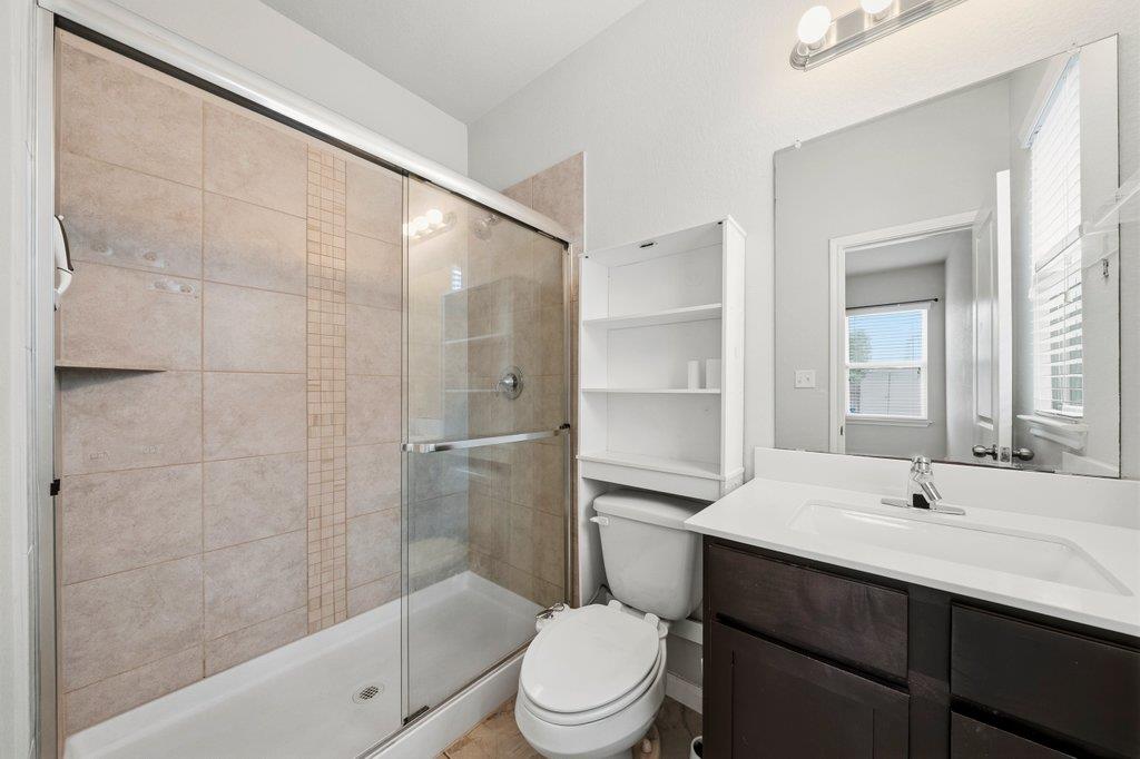 420 Spiny Lizard Ln, San Marcos, TX 78666