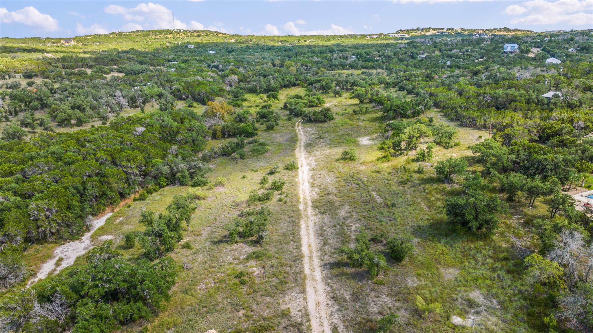 3817 Hart Hollow Dr, Spicewood, TX 78669