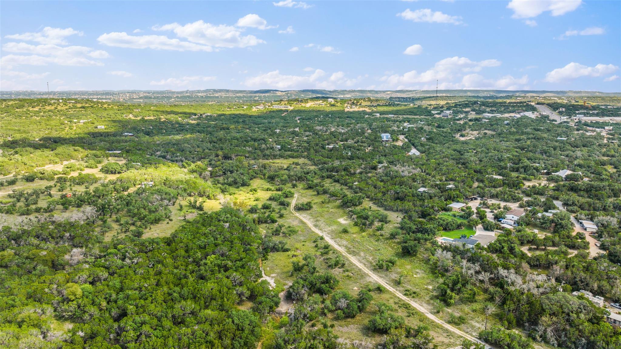 3817 Hart Hollow Dr, Spicewood, TX 78669