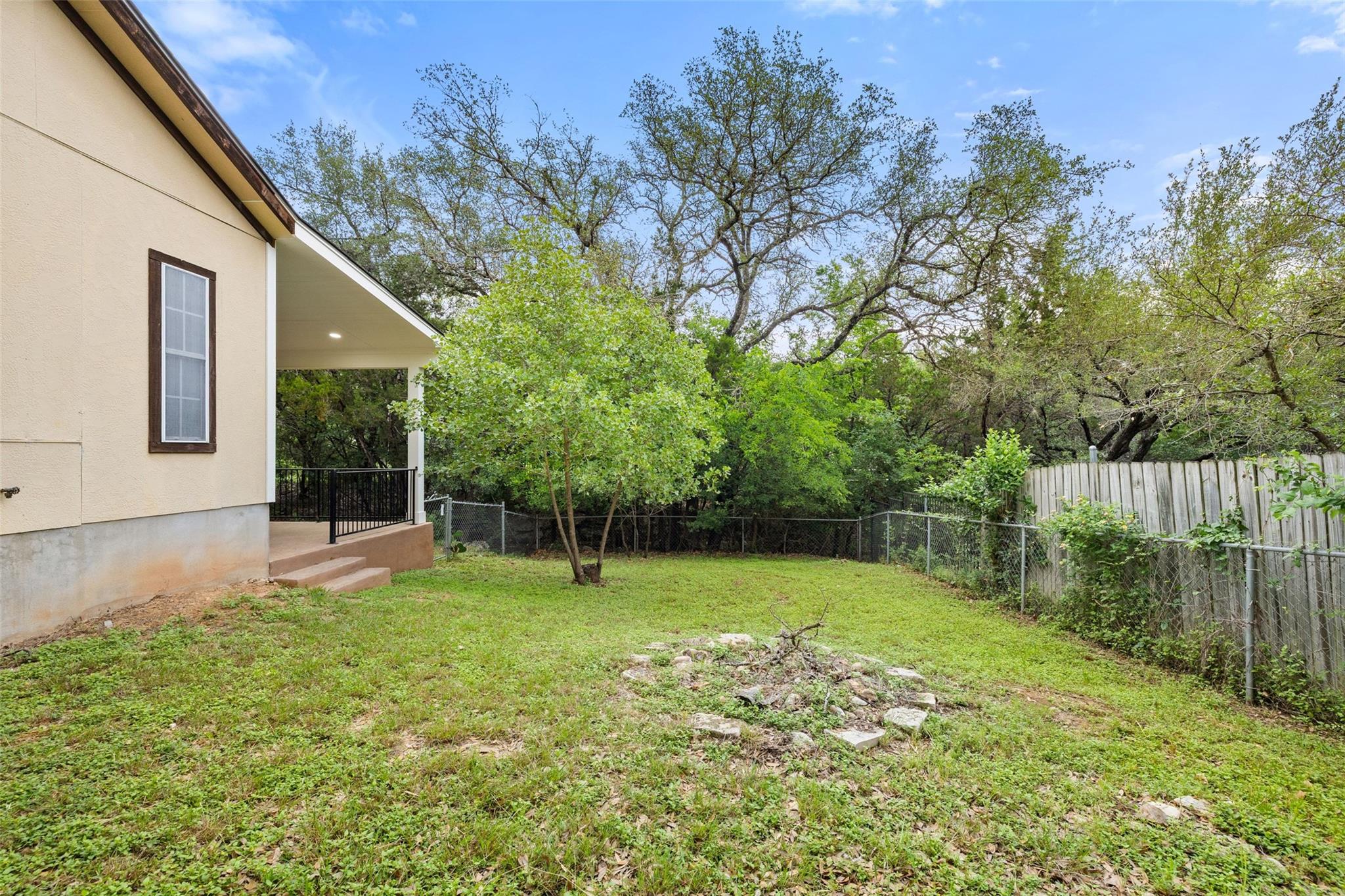 1301 S Quinlan Park Rd, Austin, TX 78732