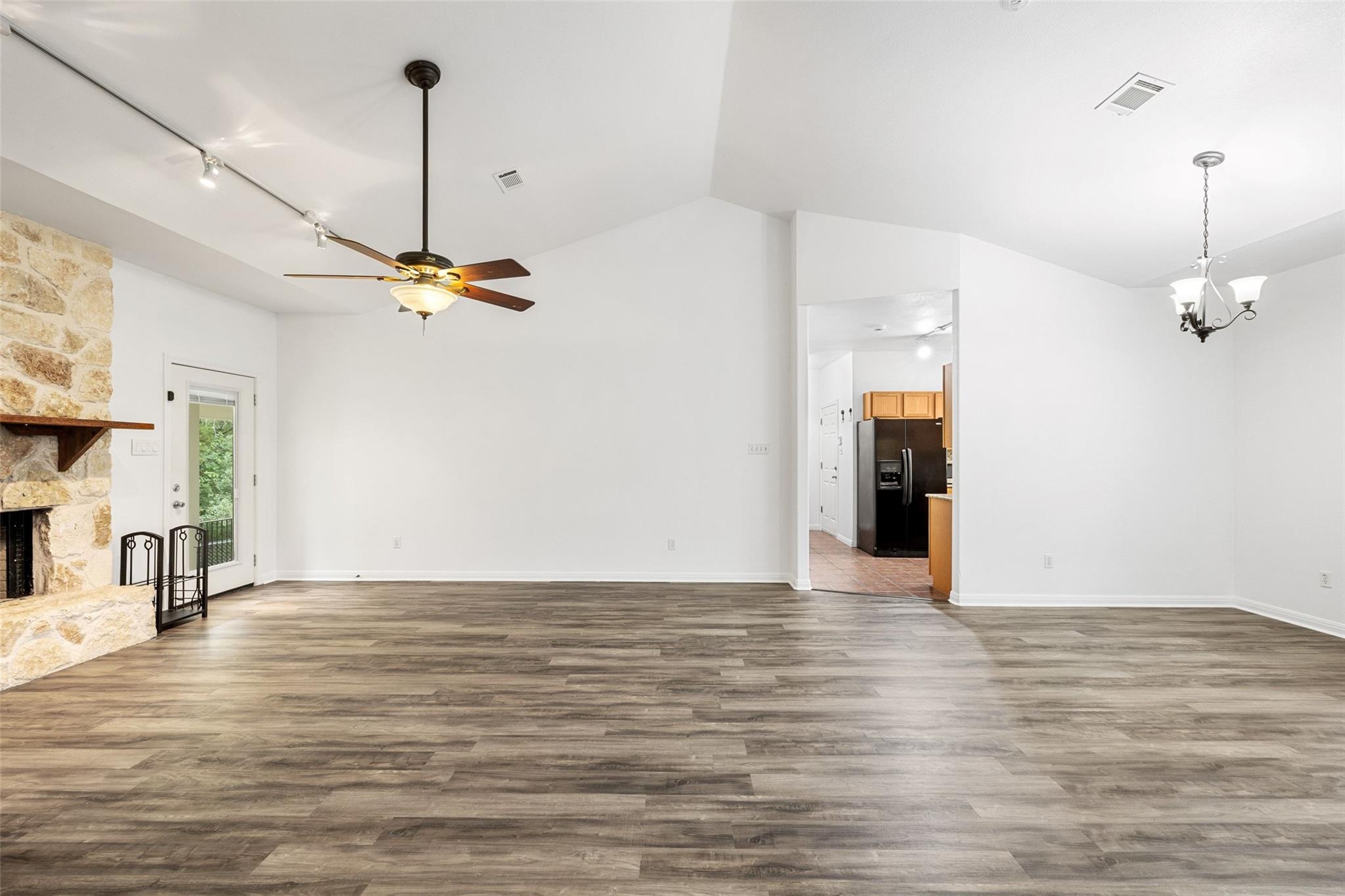 1301 S Quinlan Park Rd, Austin, TX 78732