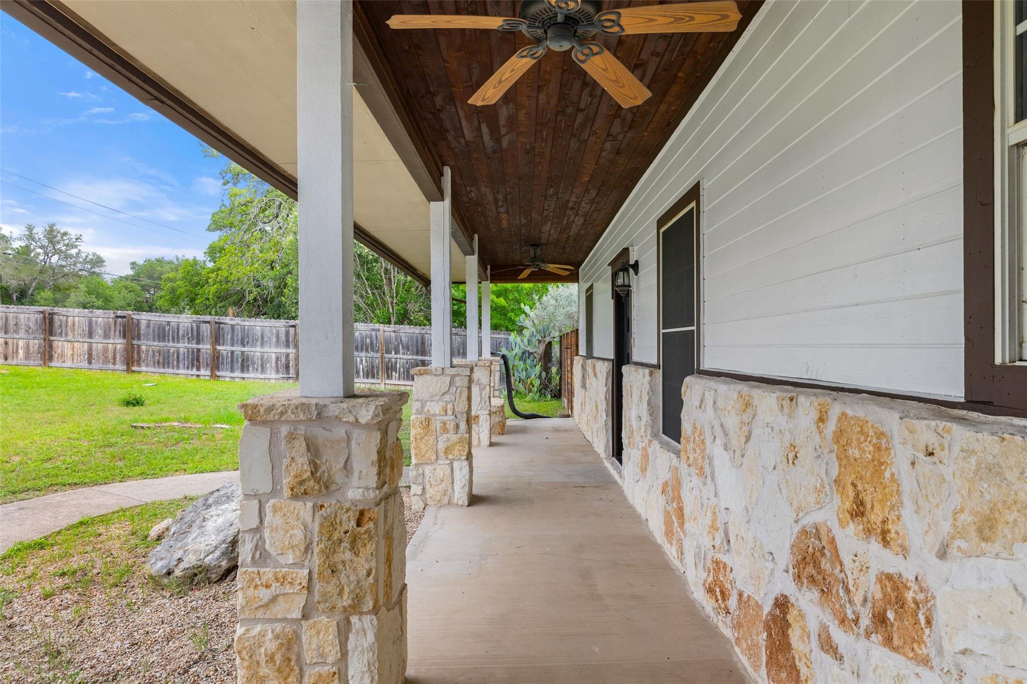 1301 S Quinlan Park Rd, Austin, TX 78732