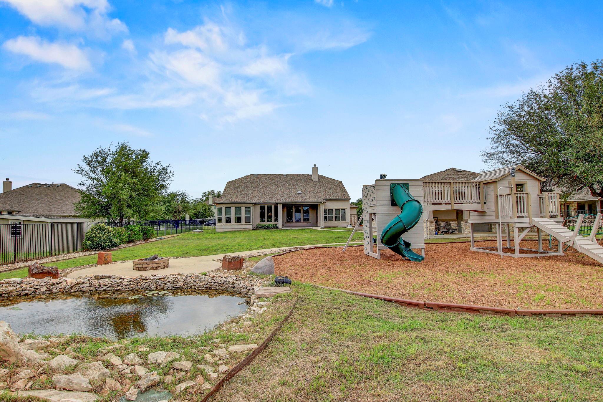 312 Flintlock Dr, Leander, TX 78641