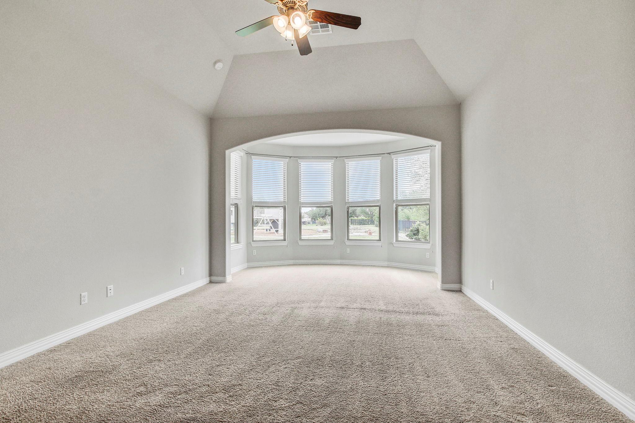 312 Flintlock Dr, Leander, TX 78641