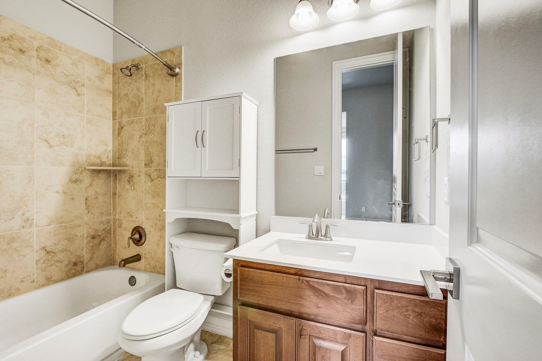 312 Flintlock Dr, Leander, TX 78641