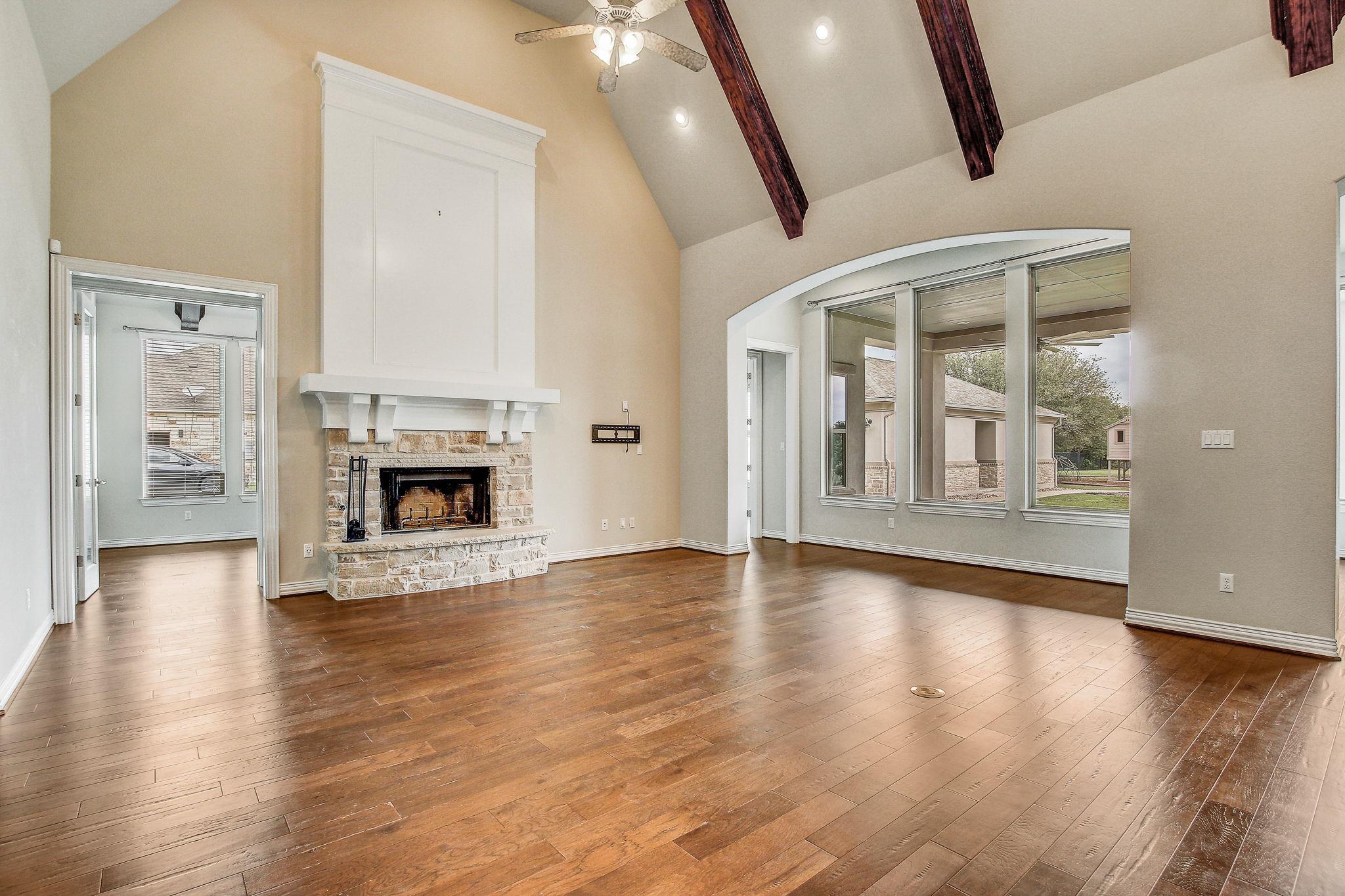 312 Flintlock Dr, Leander, TX 78641