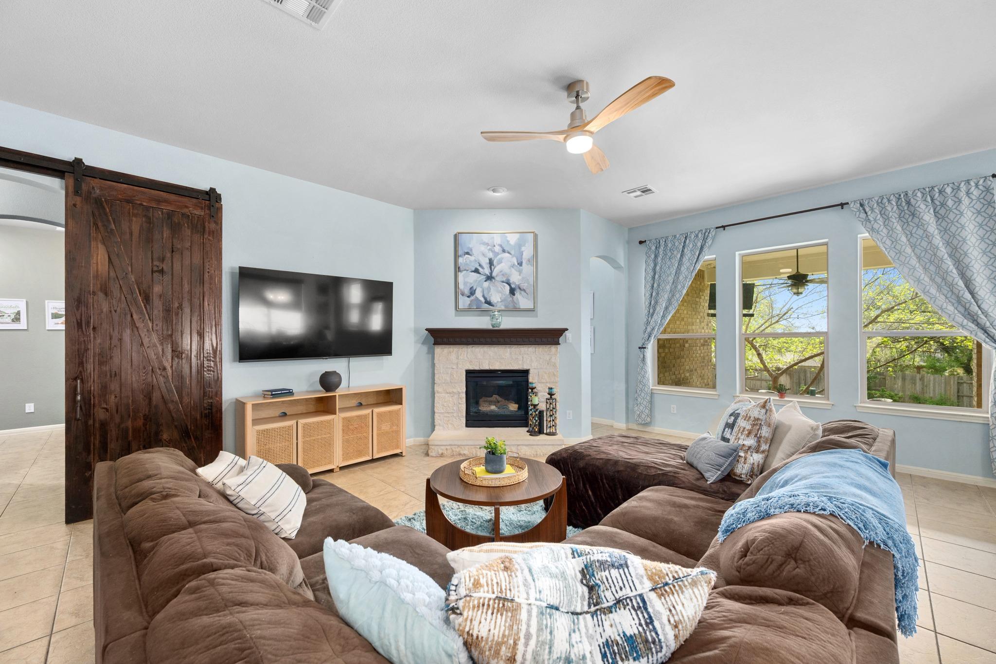 301 Grafton Ln, Austin, TX 78737