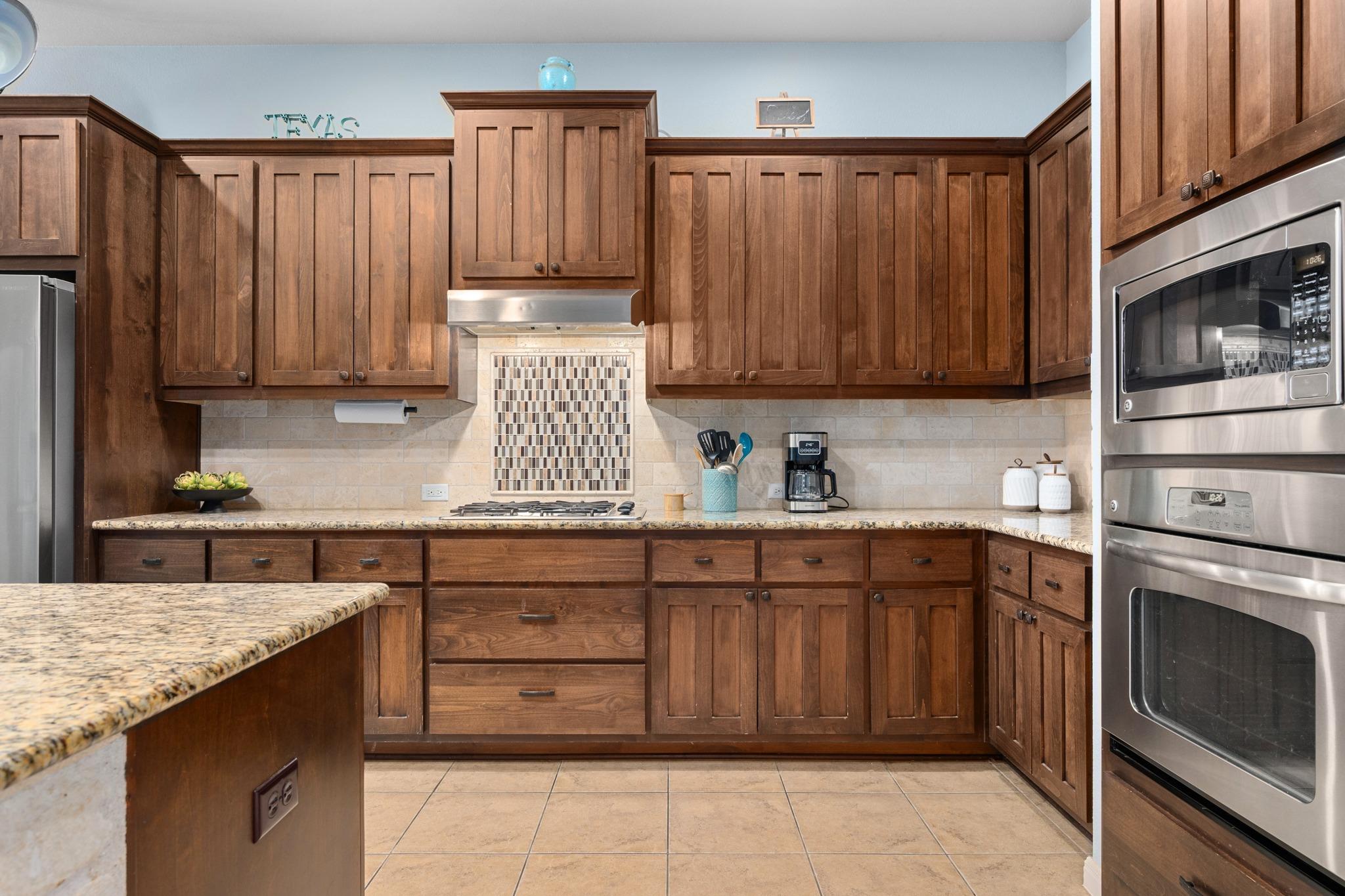 301 Grafton Ln, Austin, TX 78737