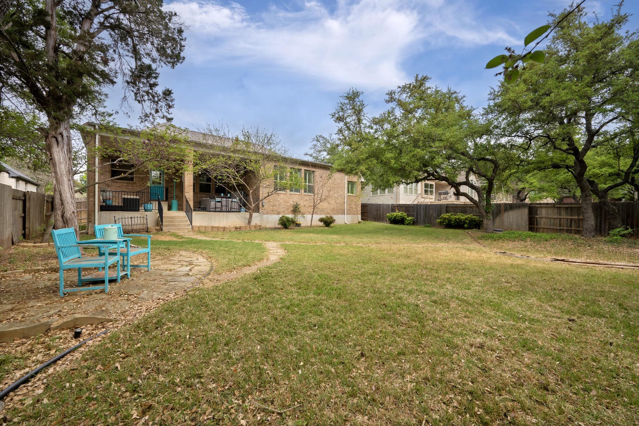 301 Grafton Ln, Austin, TX 78737
