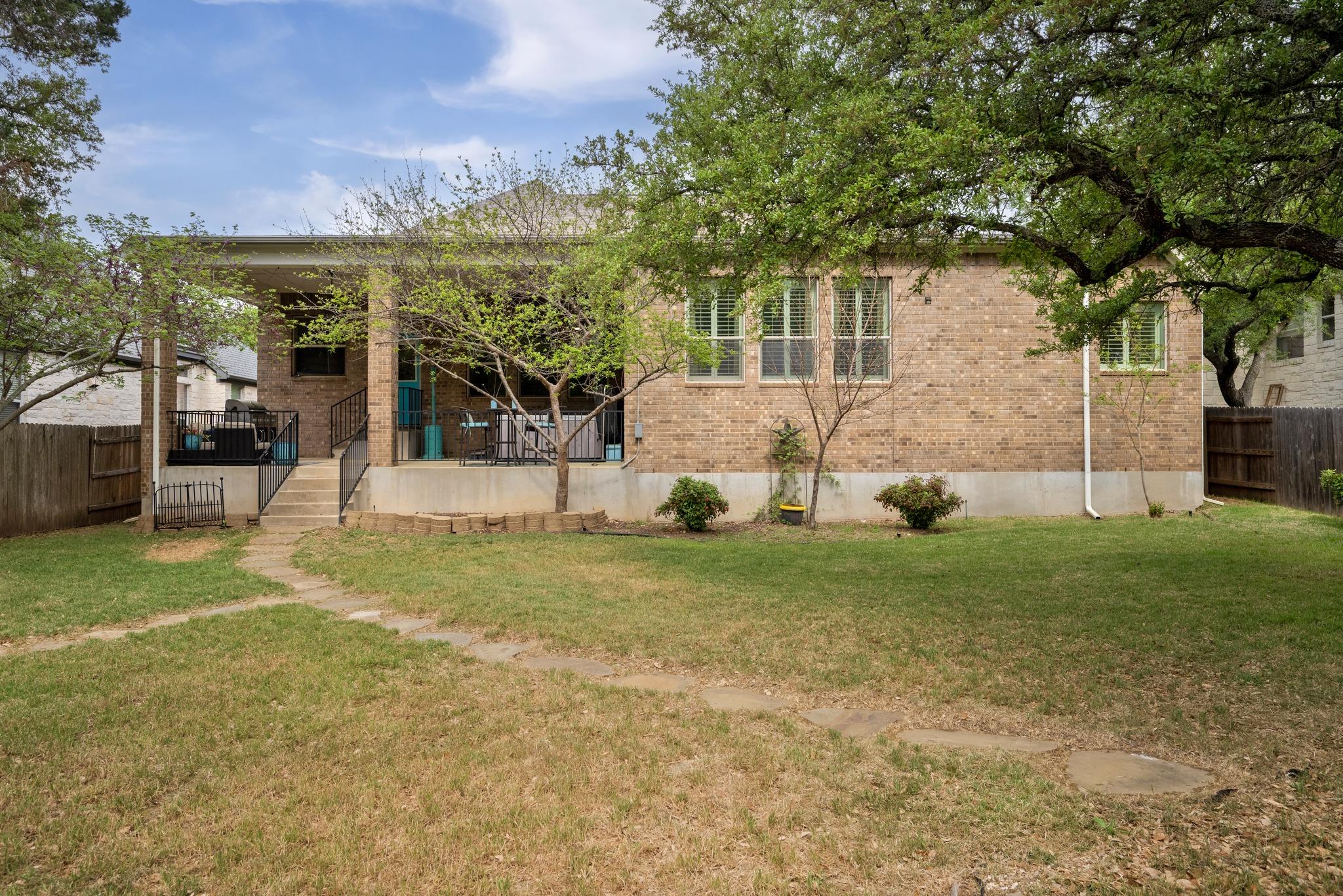 301 Grafton Ln, Austin, TX 78737