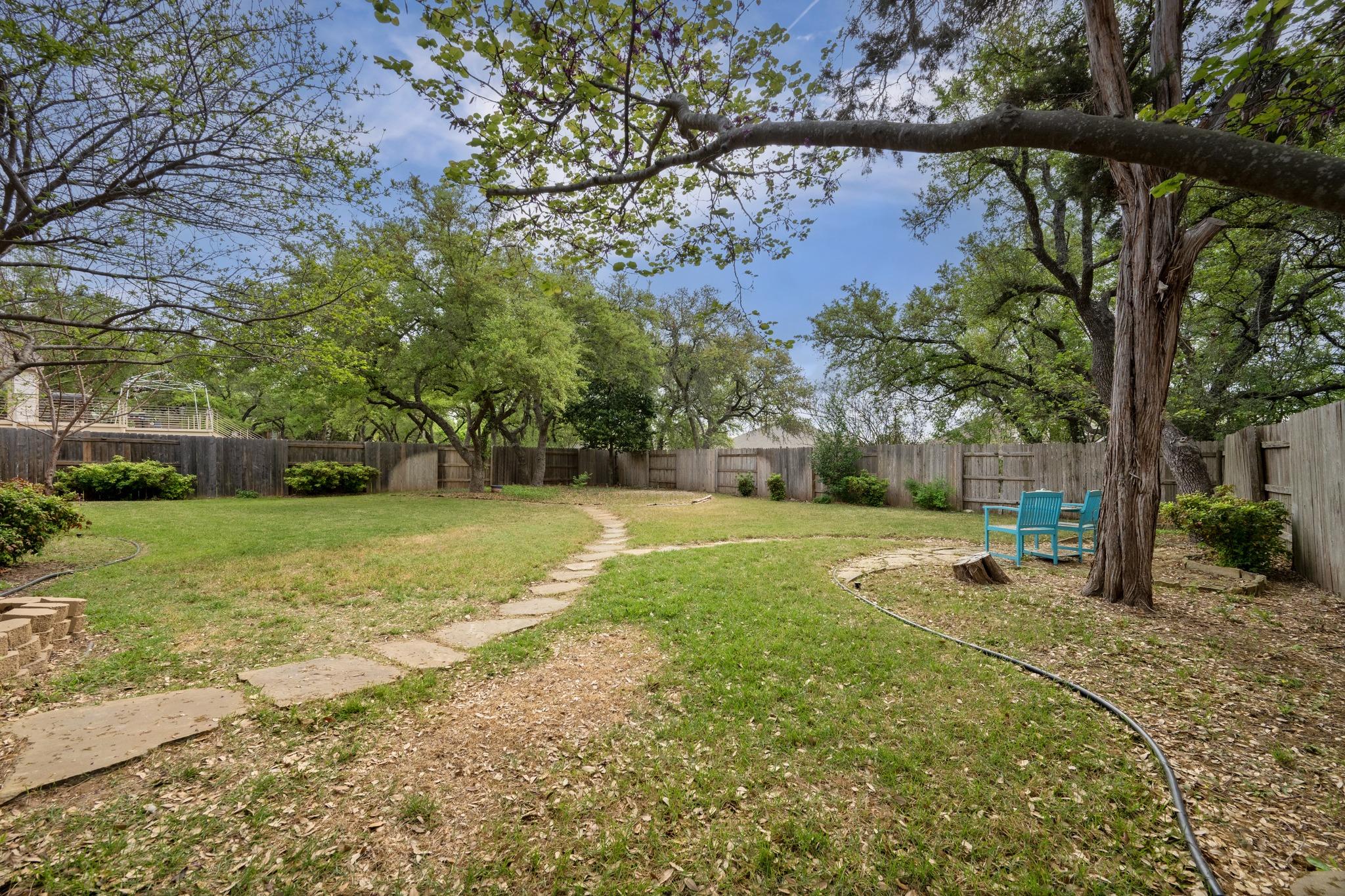 301 Grafton Ln, Austin, TX 78737