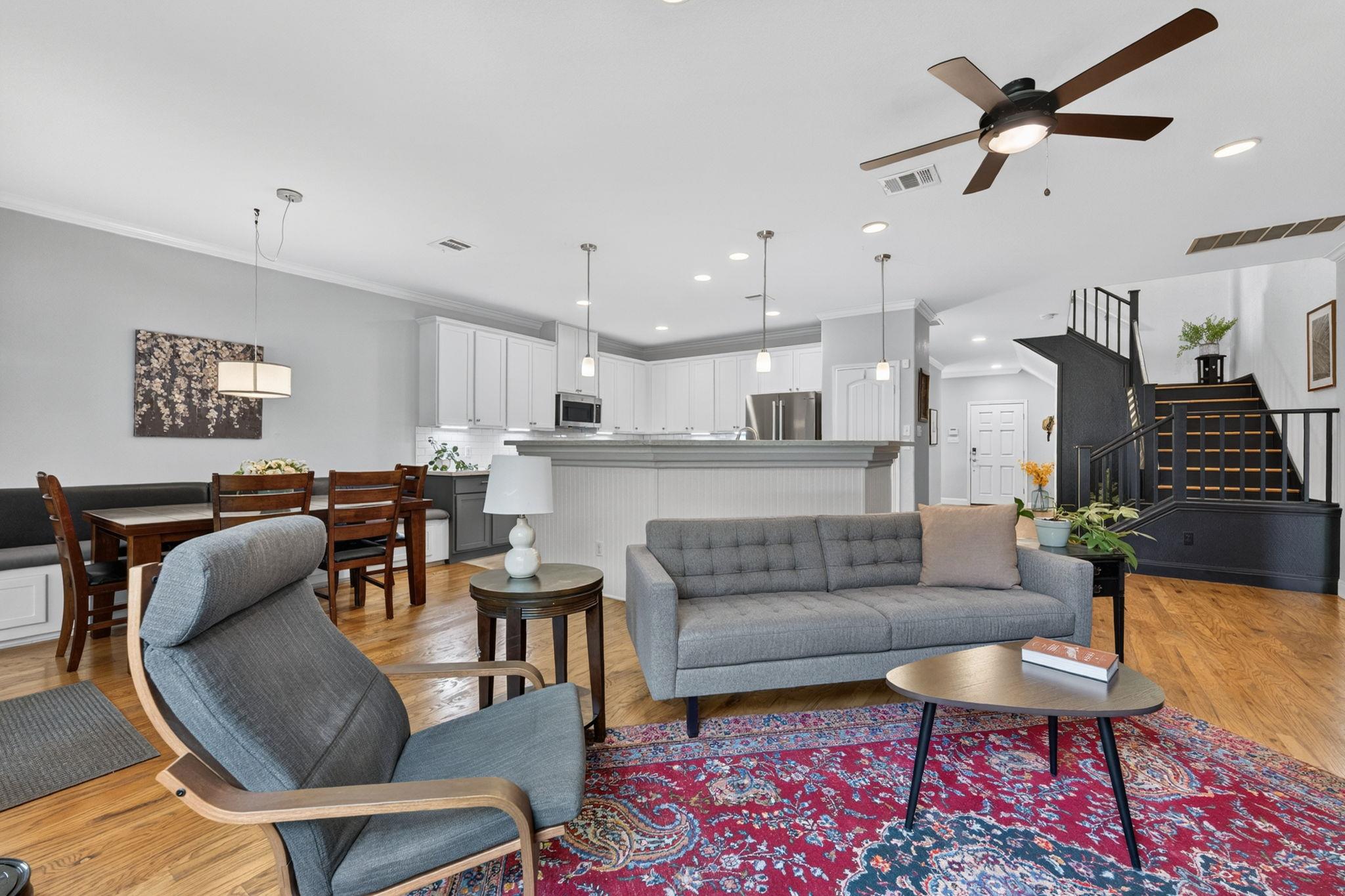 408 Kissing Oak Dr, Austin, TX 78748