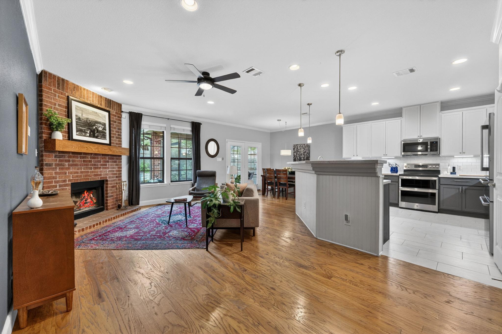 408 Kissing Oak Dr, Austin, TX 78748