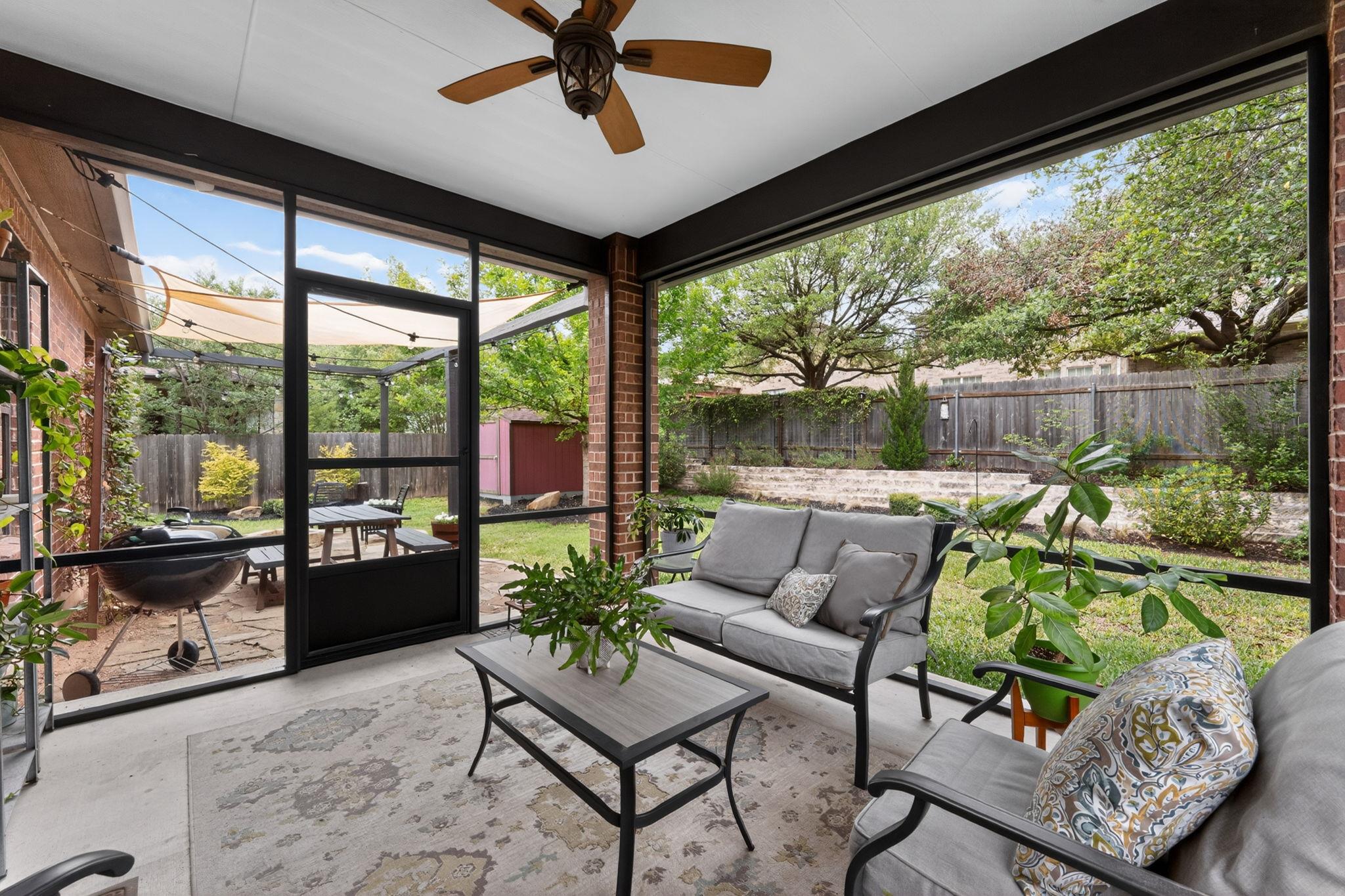 408 Kissing Oak Dr, Austin, TX 78748