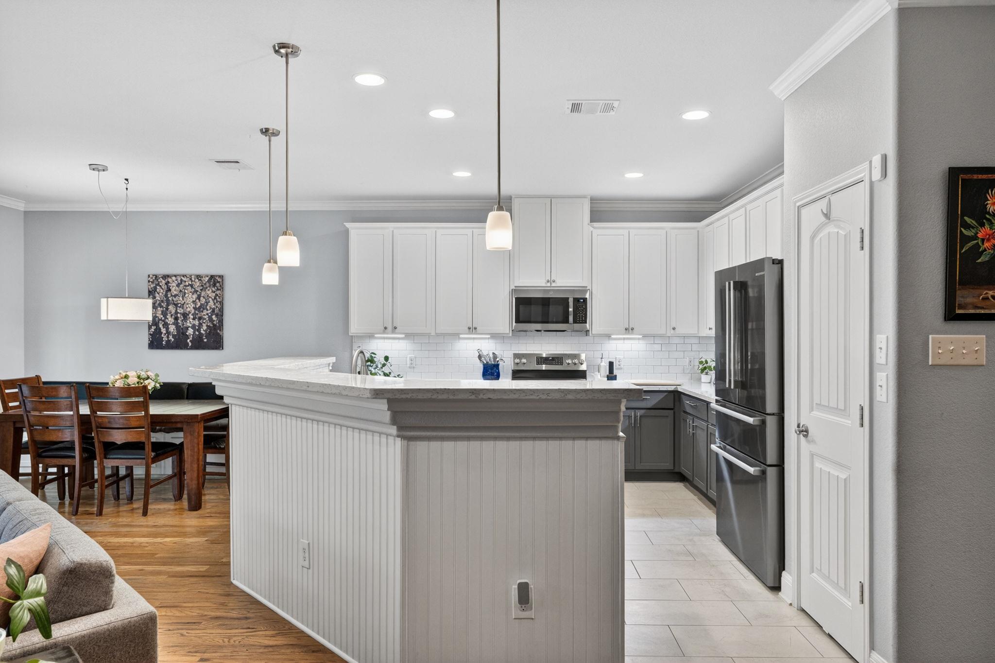 408 Kissing Oak Dr, Austin, TX 78748