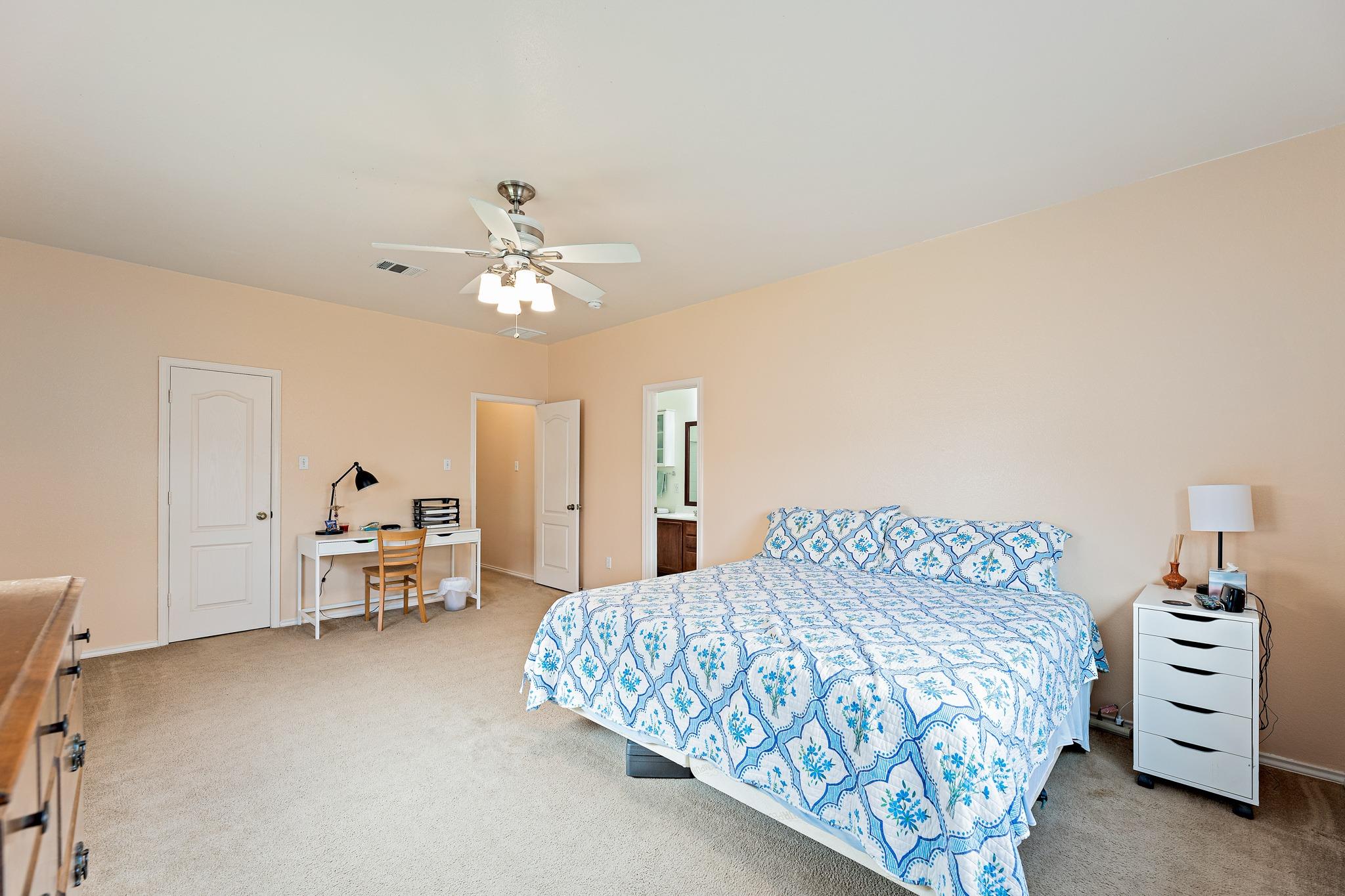 1624 Bayland St, Round Rock, TX 78664