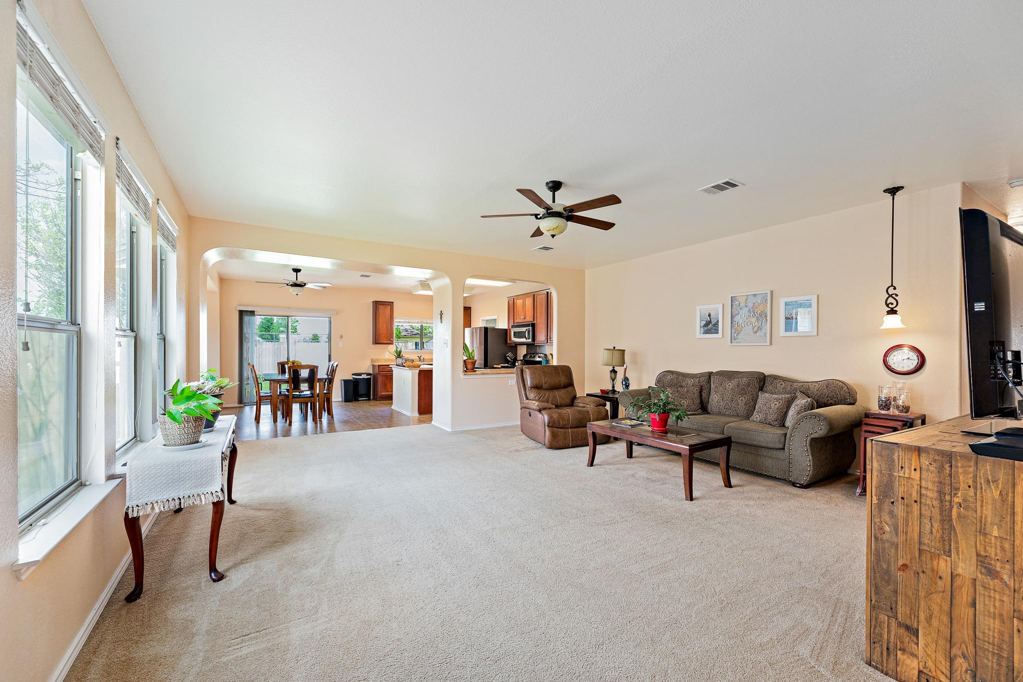 1624 Bayland St, Round Rock, TX 78664