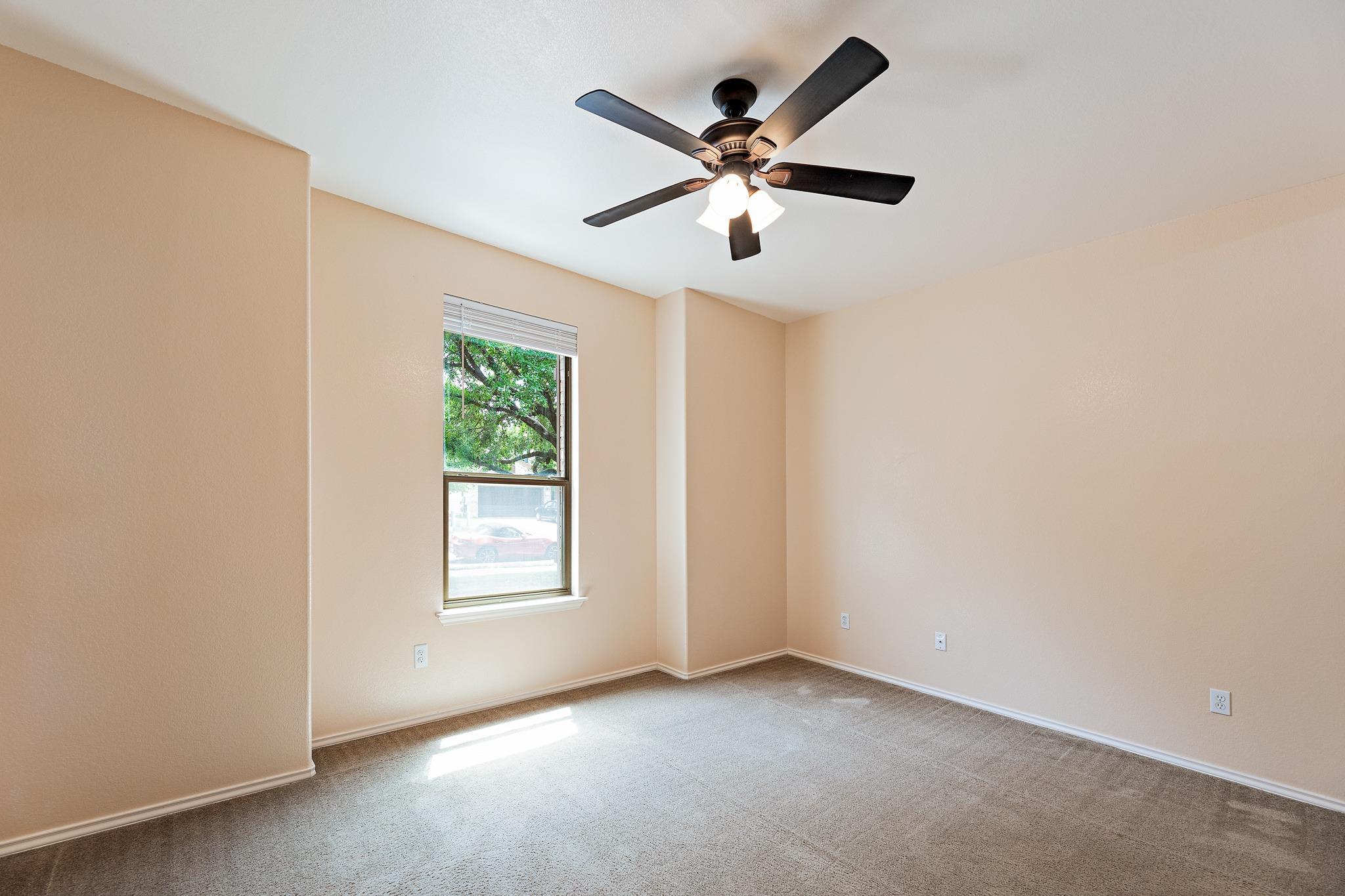 1624 Bayland St, Round Rock, TX 78664