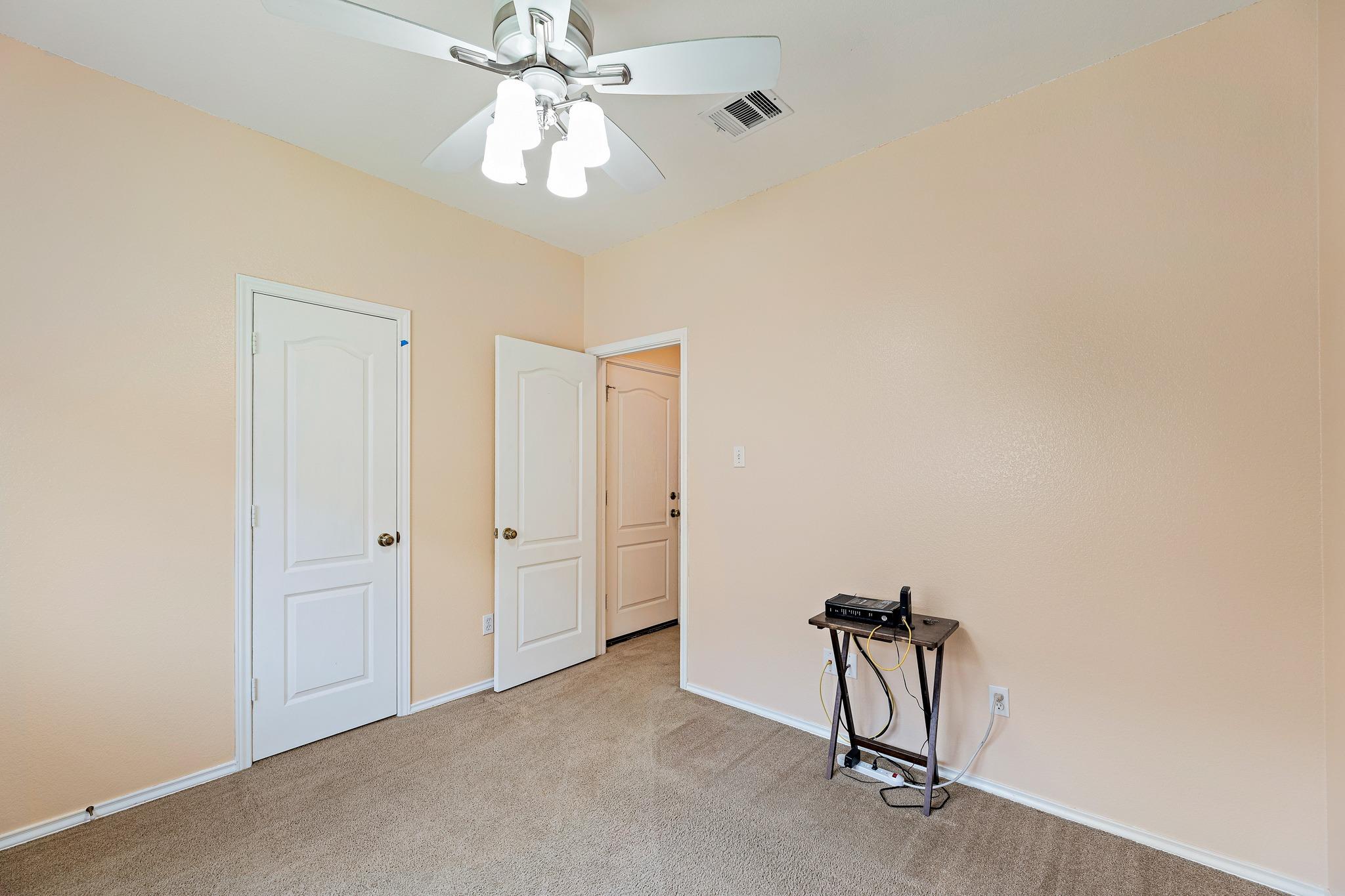 1624 Bayland St, Round Rock, TX 78664