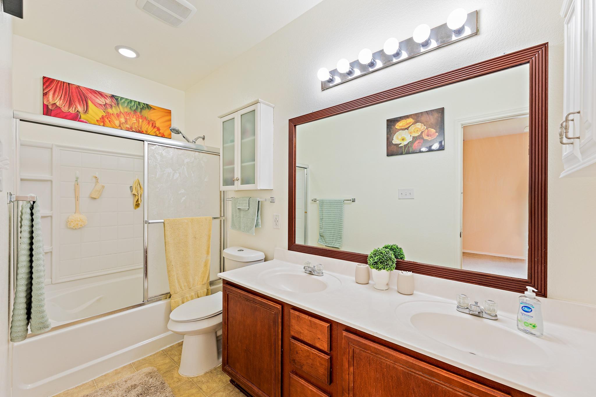 1624 Bayland St, Round Rock, TX 78664