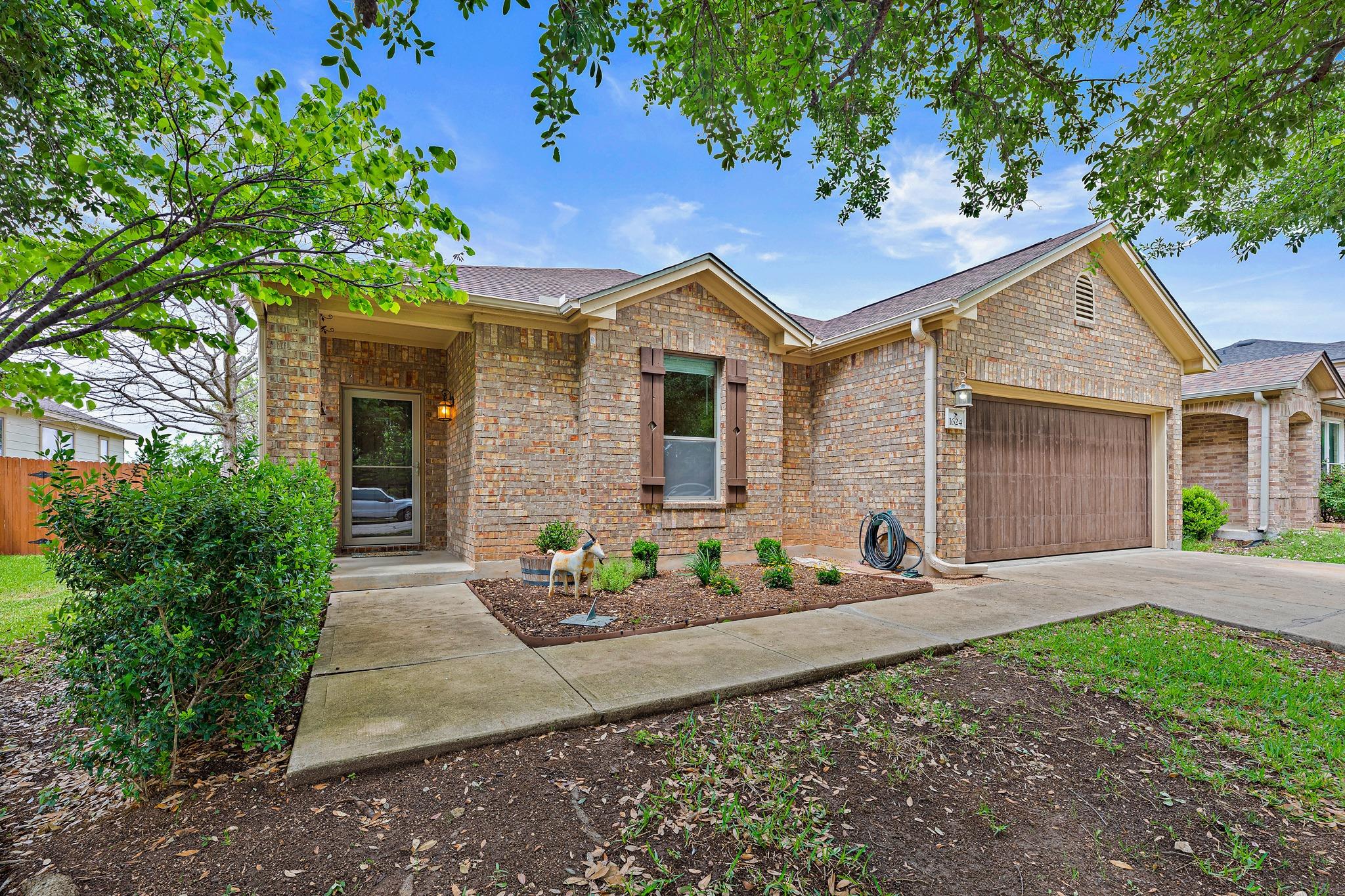 1624 Bayland St, Round Rock, TX 78664