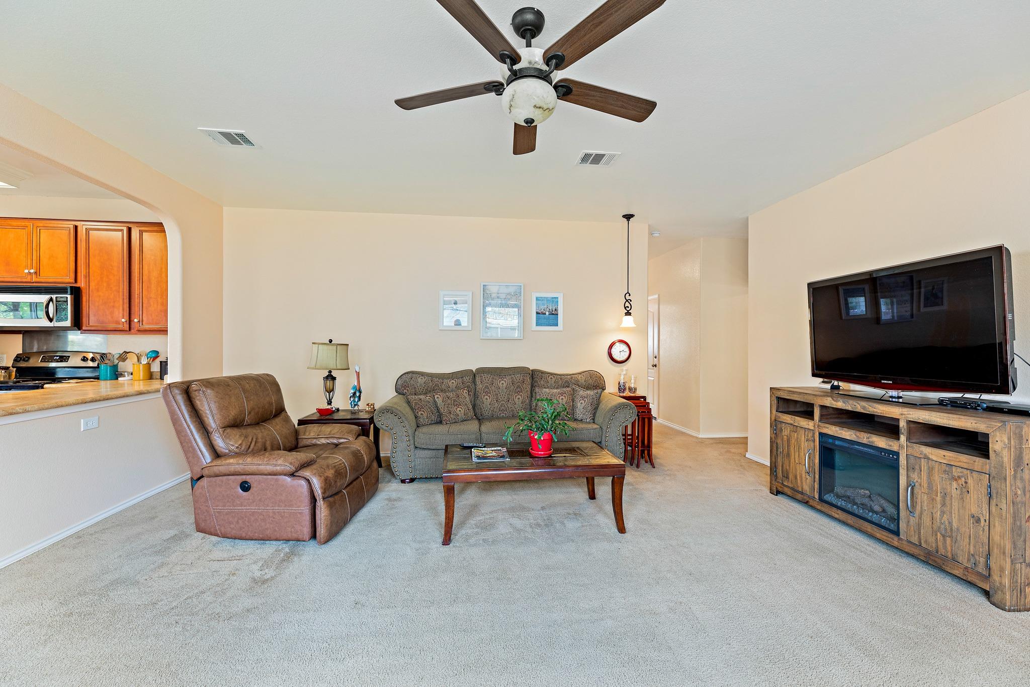 1624 Bayland St, Round Rock, TX 78664