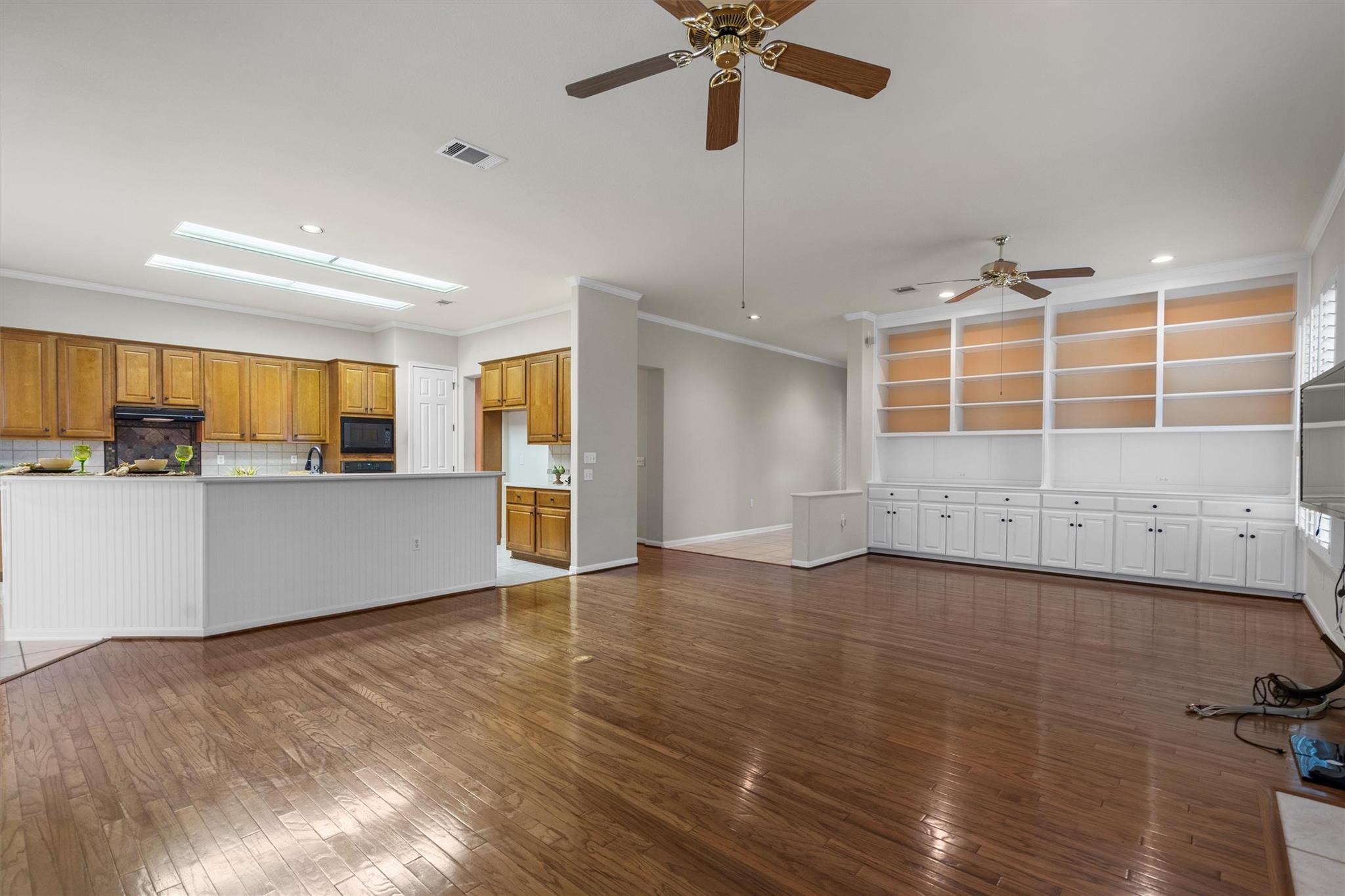 106 Swallowtail Cir, Georgetown, TX 78633