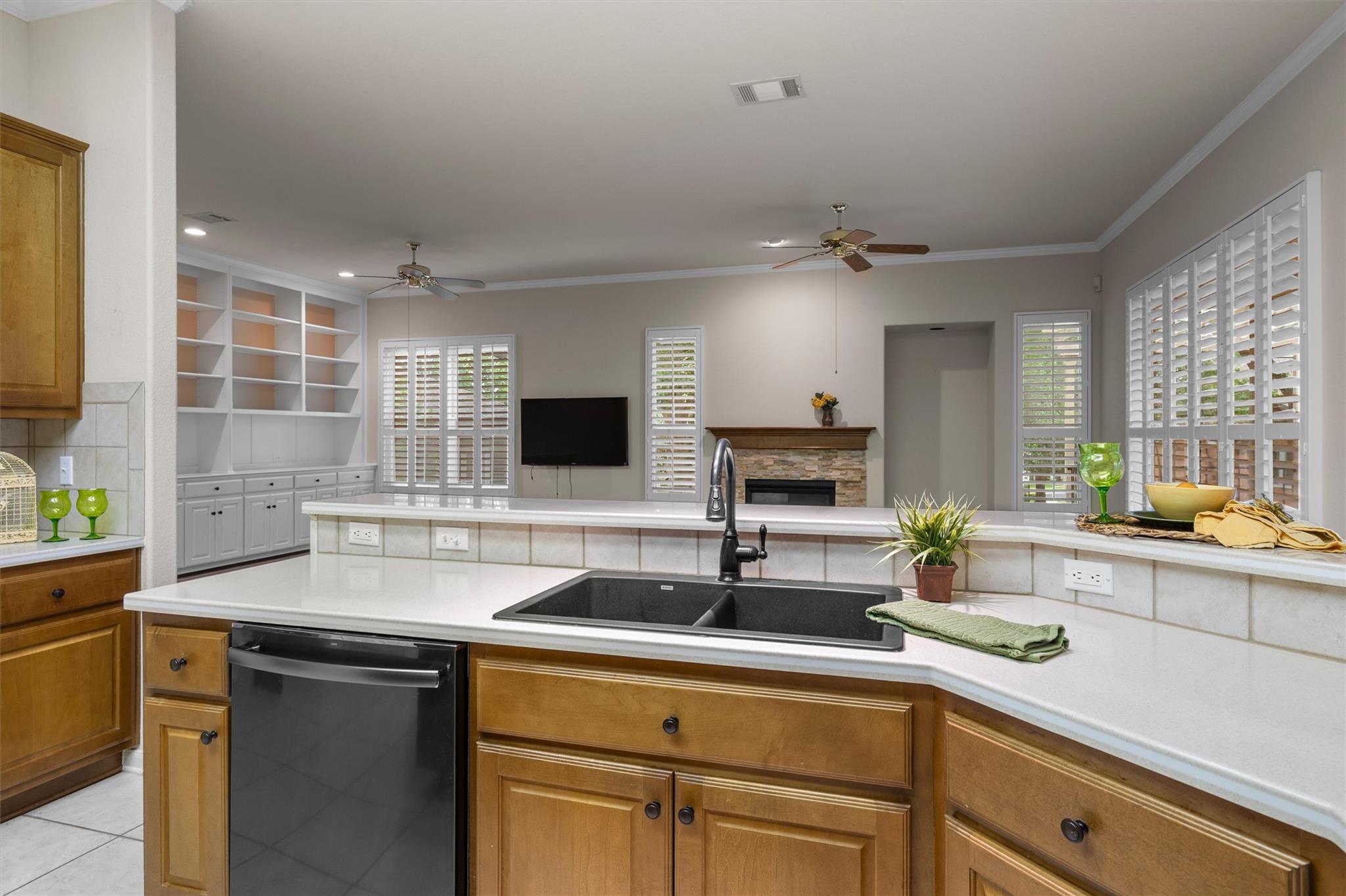 106 Swallowtail Cir, Georgetown, TX 78633