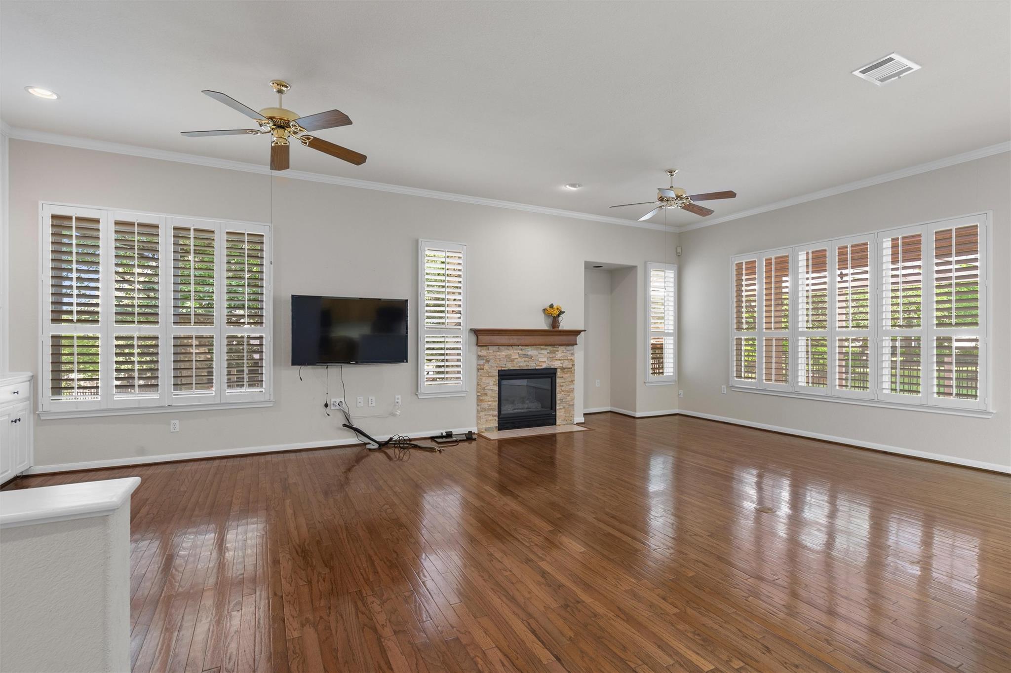 106 Swallowtail Cir, Georgetown, TX 78633