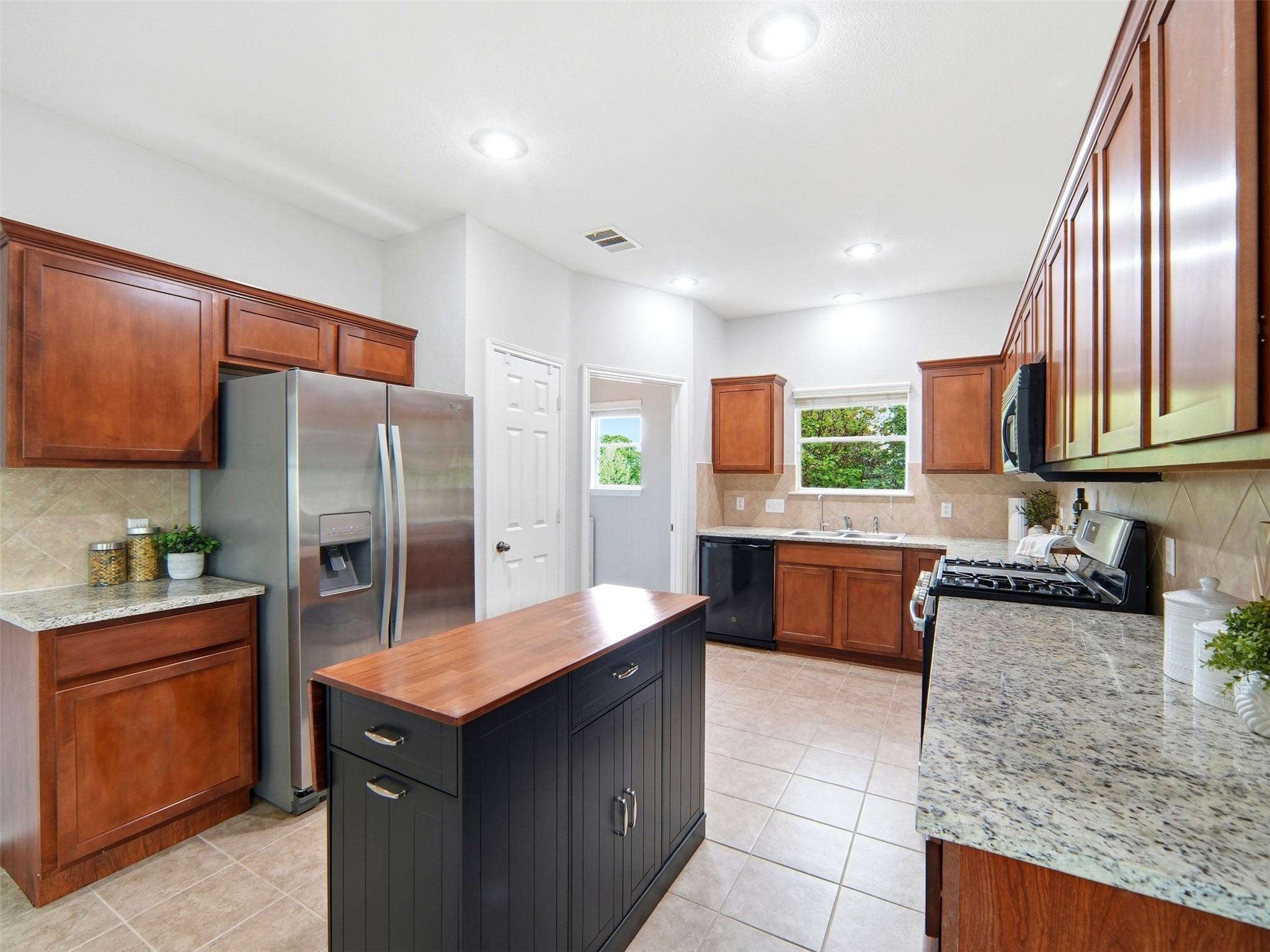 405 N Lynnwood Trl, Cedar Park, TX 78613
